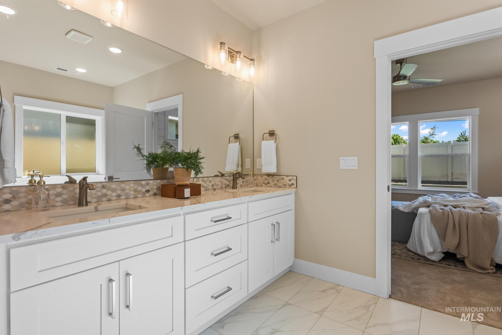 1737 E Grayson, Meridian, Idaho 83642, 3 Bedrooms, 2 Bathrooms, Residential For Sale, Price $494,900,MLS 98966231