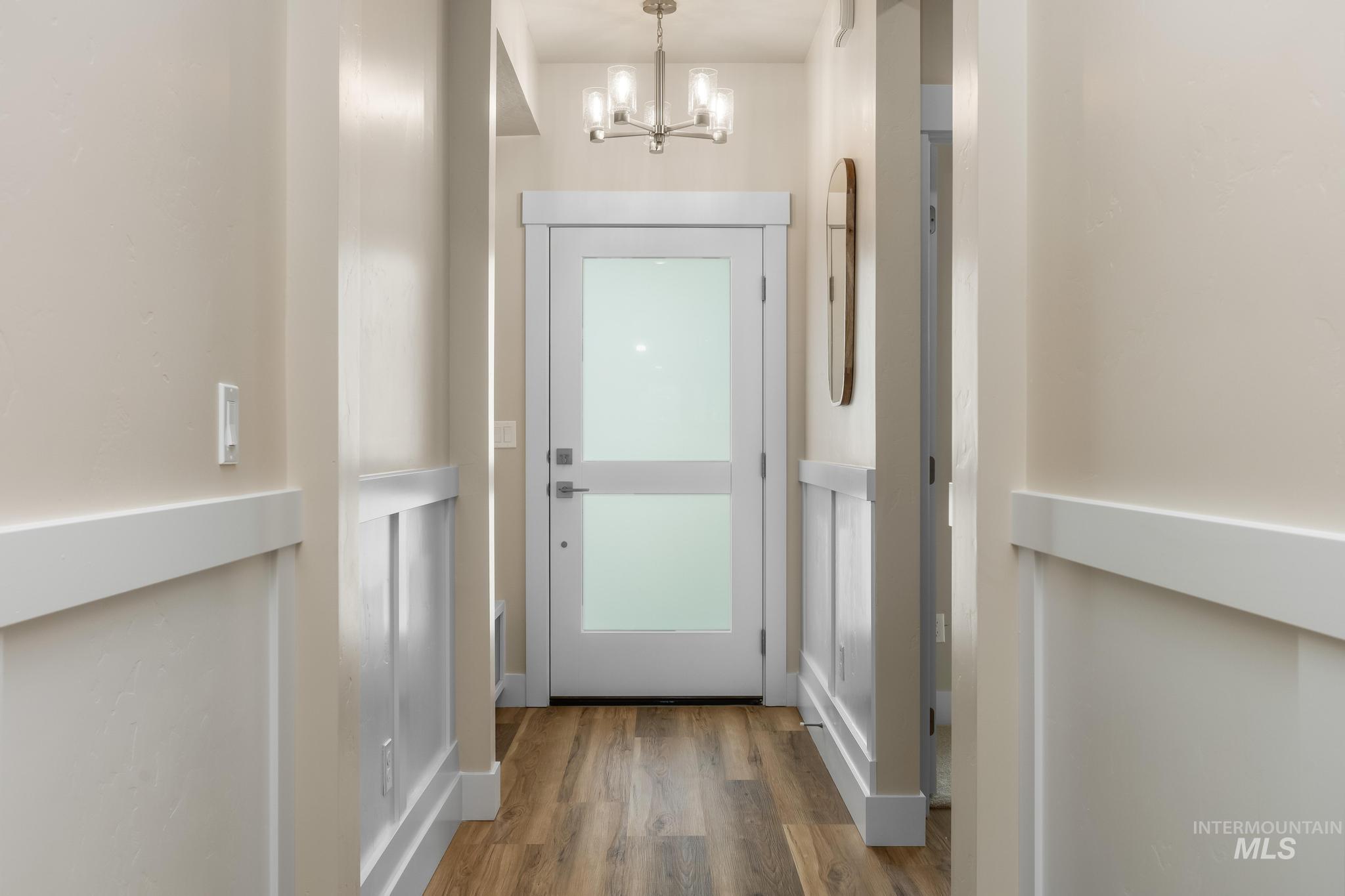 1737 E Grayson, Meridian, Idaho 83642, 3 Bedrooms, 2 Bathrooms, Residential For Sale, Price $494,900,MLS 98966231