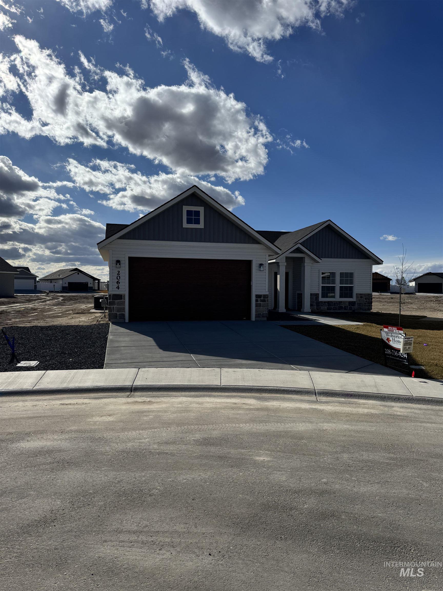 2064 Harrison St, Twin Falls, Idaho 83301, 4 Bedrooms, 2 Bathrooms, Residential For Sale, Price $379,900, 98966238