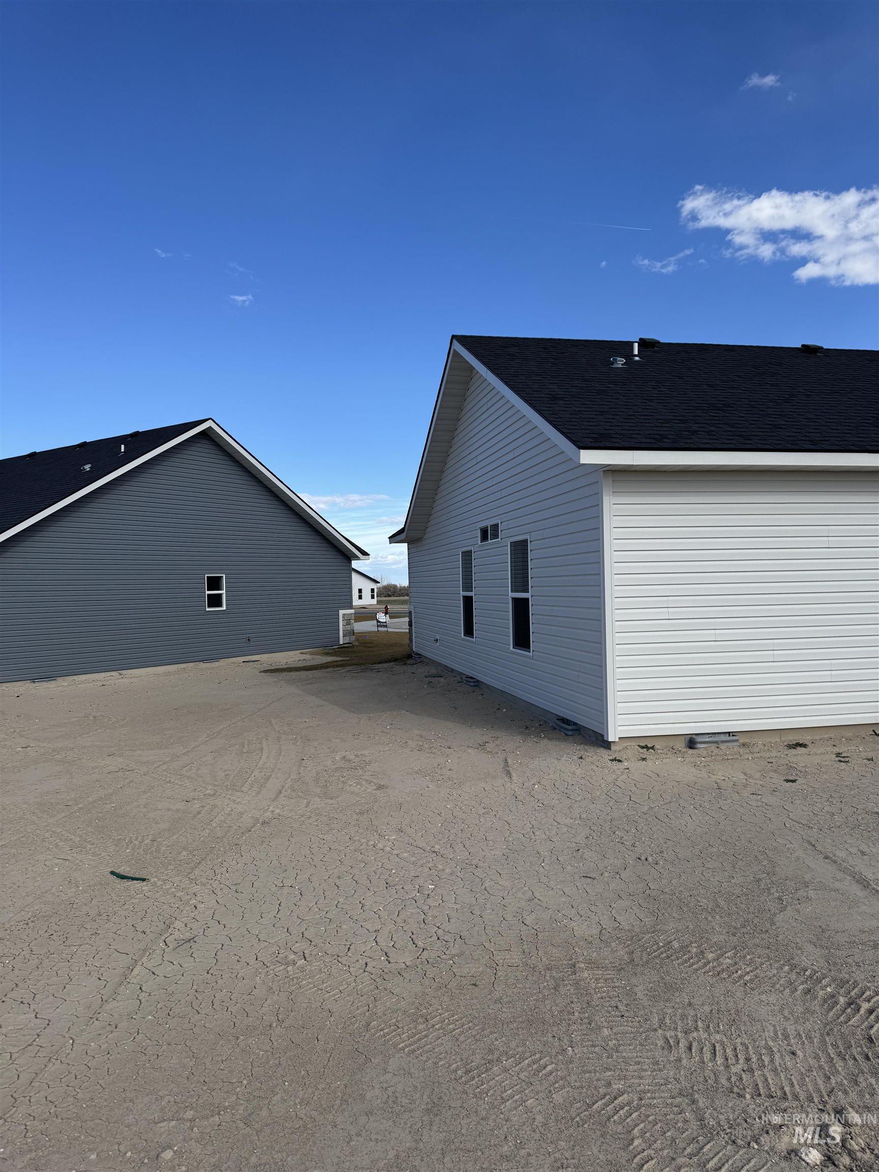 2064 Harrison St, Twin Falls, Idaho 83301, 4 Bedrooms, 2 Bathrooms, Residential For Sale, Price $379,900, 98966238