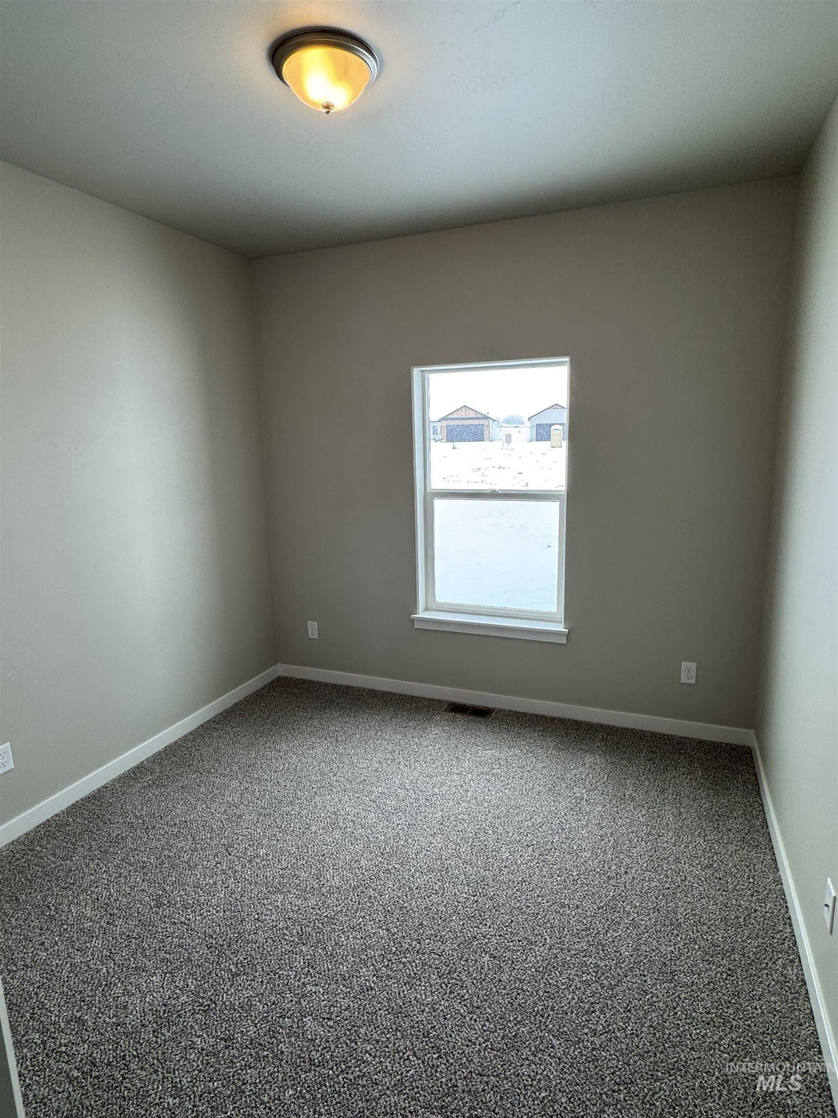 2050 Harrison St, Twin Falls, Idaho 83301, 4 Bedrooms, 2 Bathrooms, Residential For Sale, Price $389,900,MLS 98966241