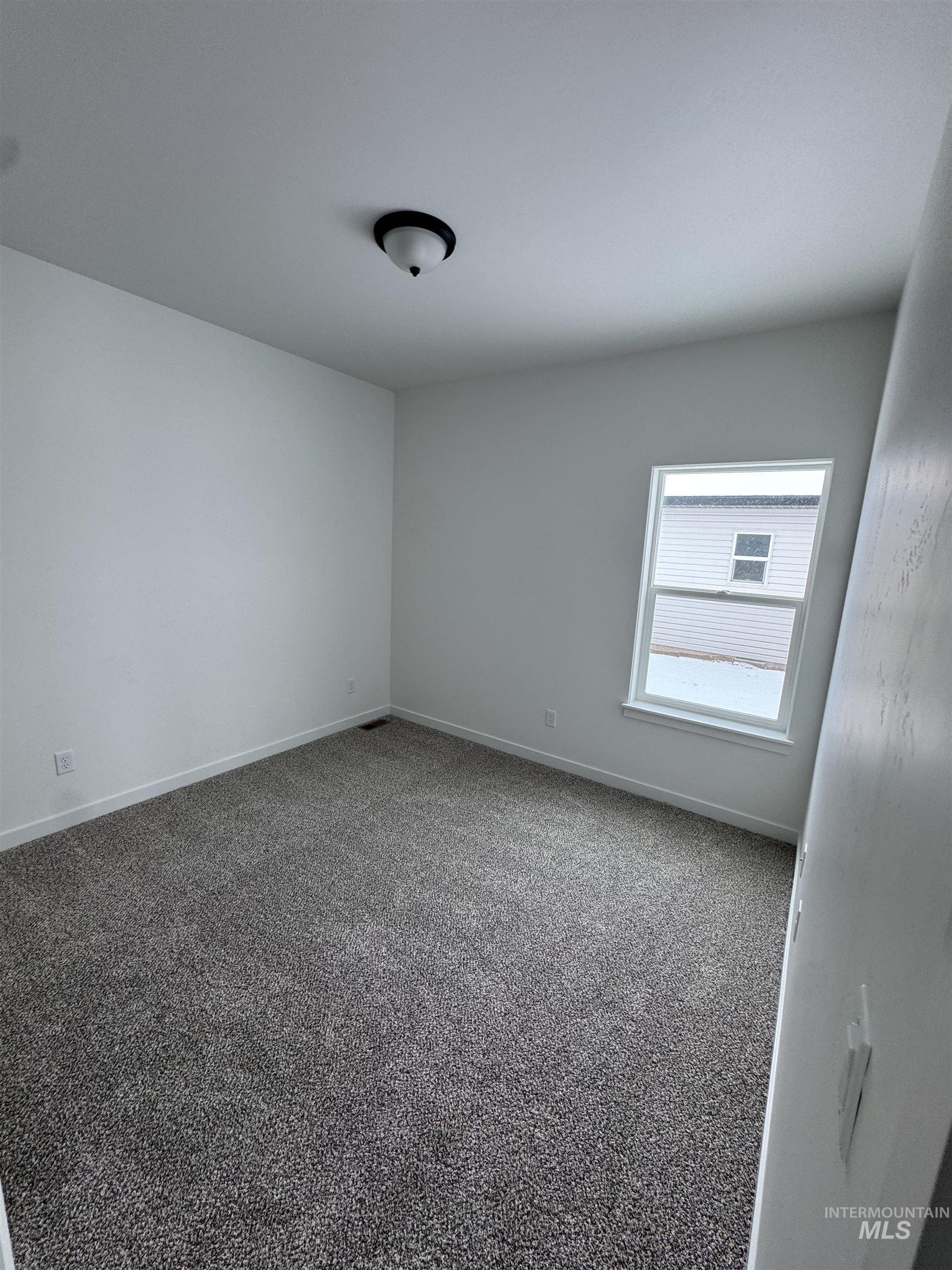 2008 Harrison St, Twin Falls, Idaho 83301, 4 Bedrooms, 2 Bathrooms, Residential For Sale, Price $389,900,MLS 98966242