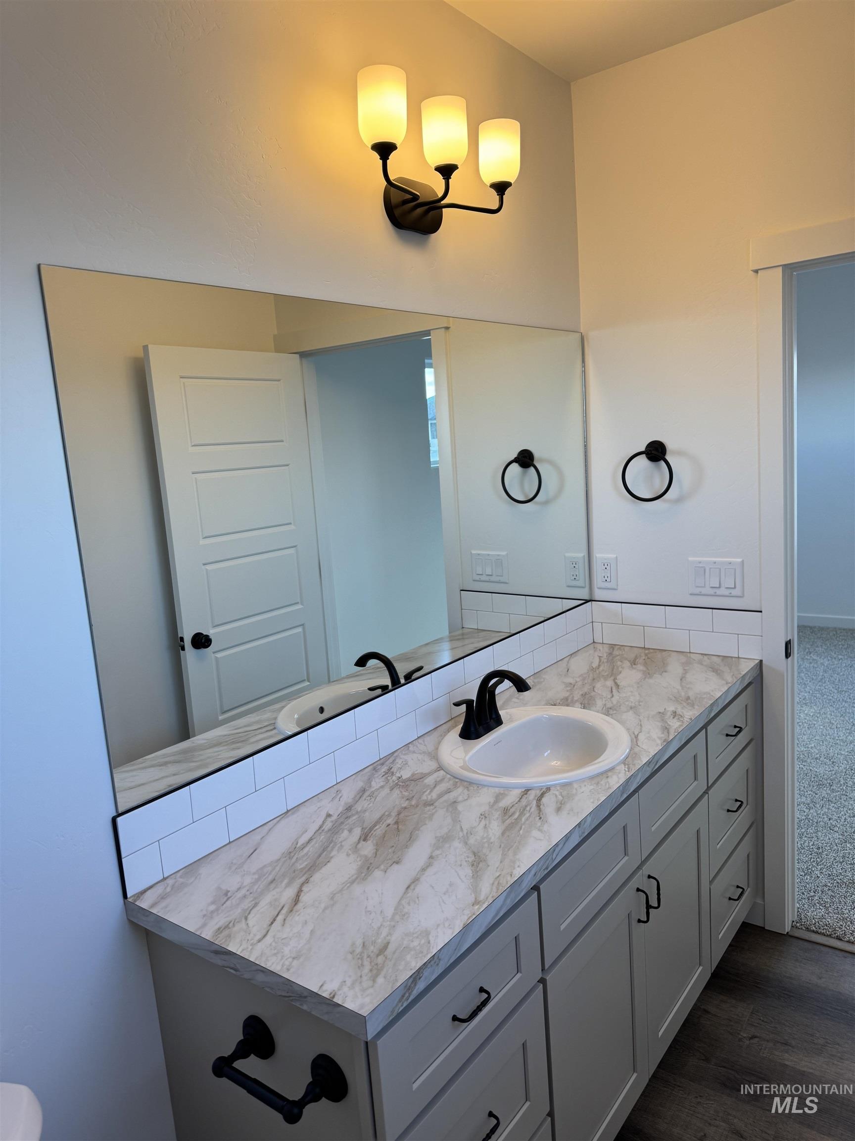 2008 Harrison St, Twin Falls, Idaho 83301, 4 Bedrooms, 2 Bathrooms, Residential For Sale, Price $384,900, 98966242