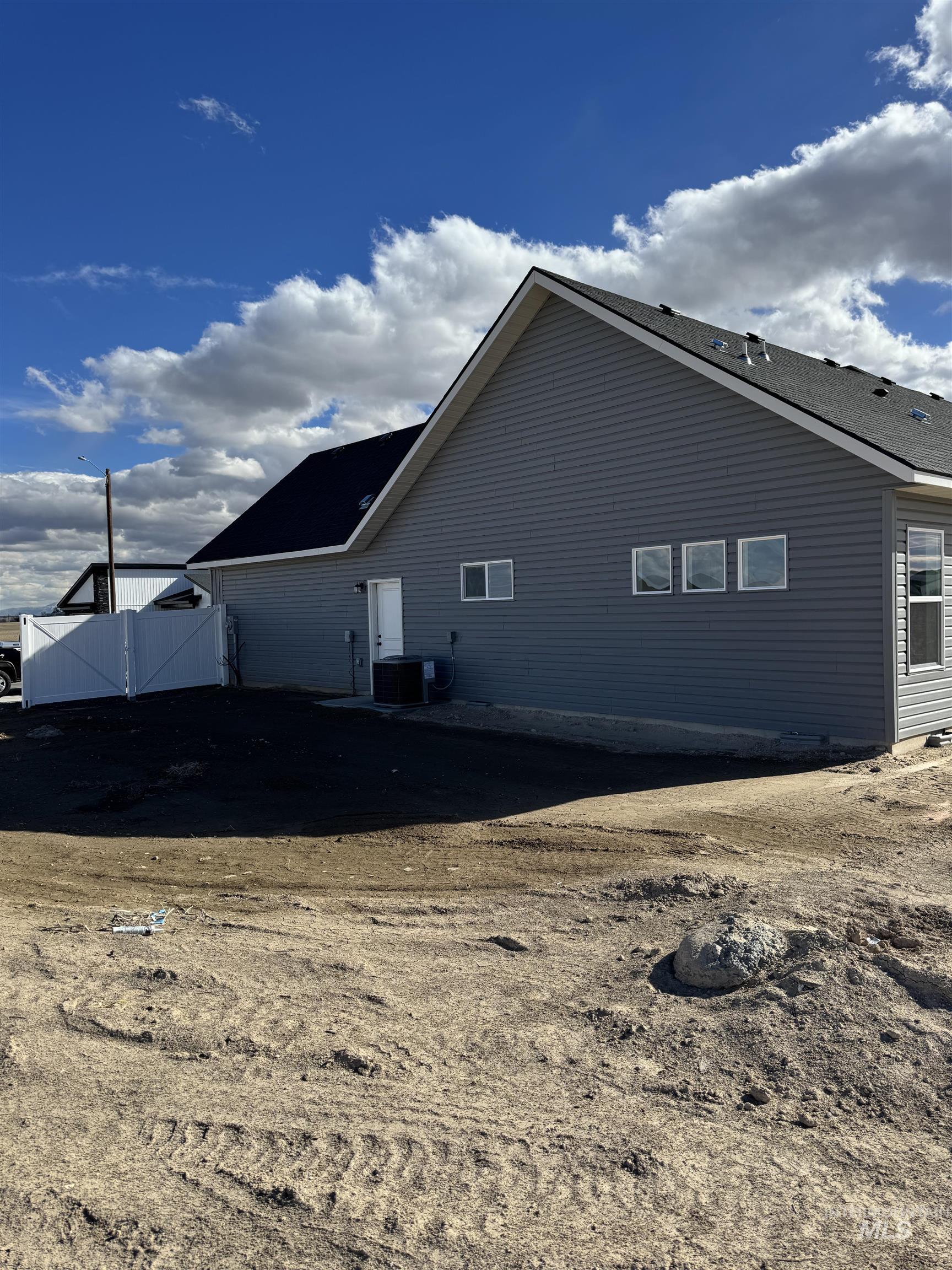 2008 Harrison St, Twin Falls, Idaho 83301, 4 Bedrooms, 2 Bathrooms, Residential For Sale, Price $384,900, 98966242