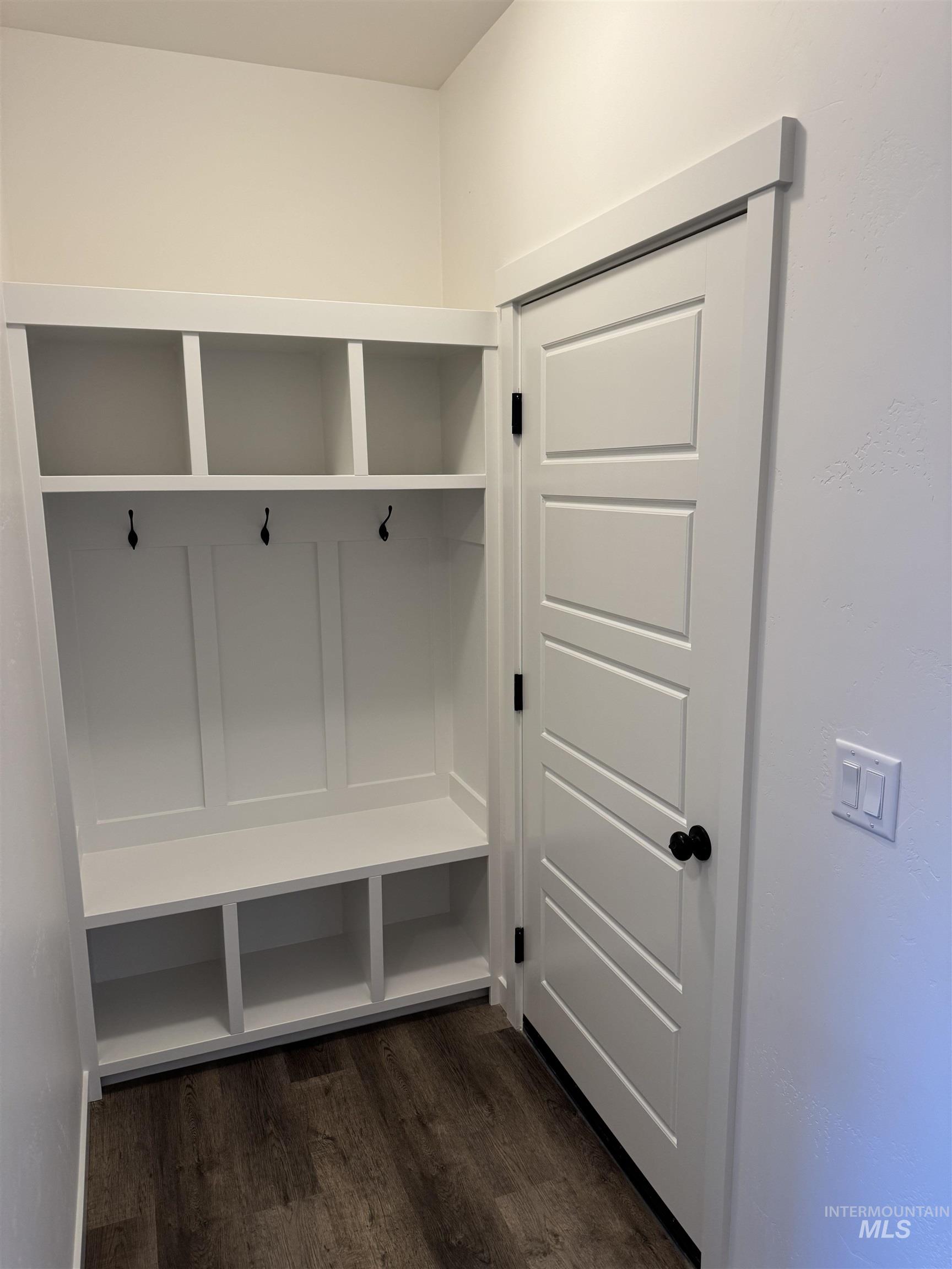 2008 Harrison St, Twin Falls, Idaho 83301, 4 Bedrooms, 2 Bathrooms, Residential For Sale, Price $384,900, 98966242