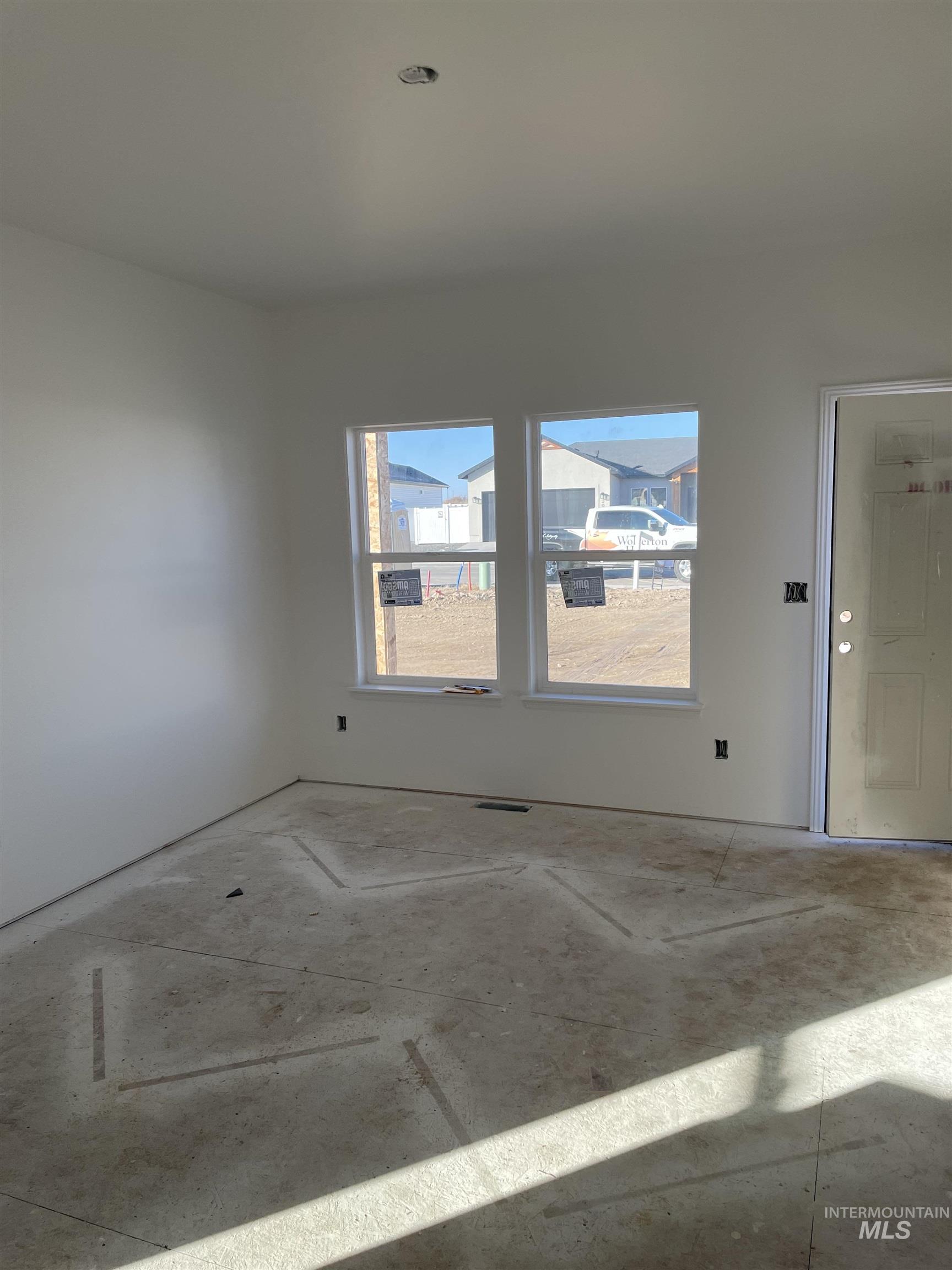 2039 Lowline Ave, Twin Falls, Idaho 83301, 3 Bedrooms, 2 Bathrooms, Residential For Sale, Price $344,900, 98966246