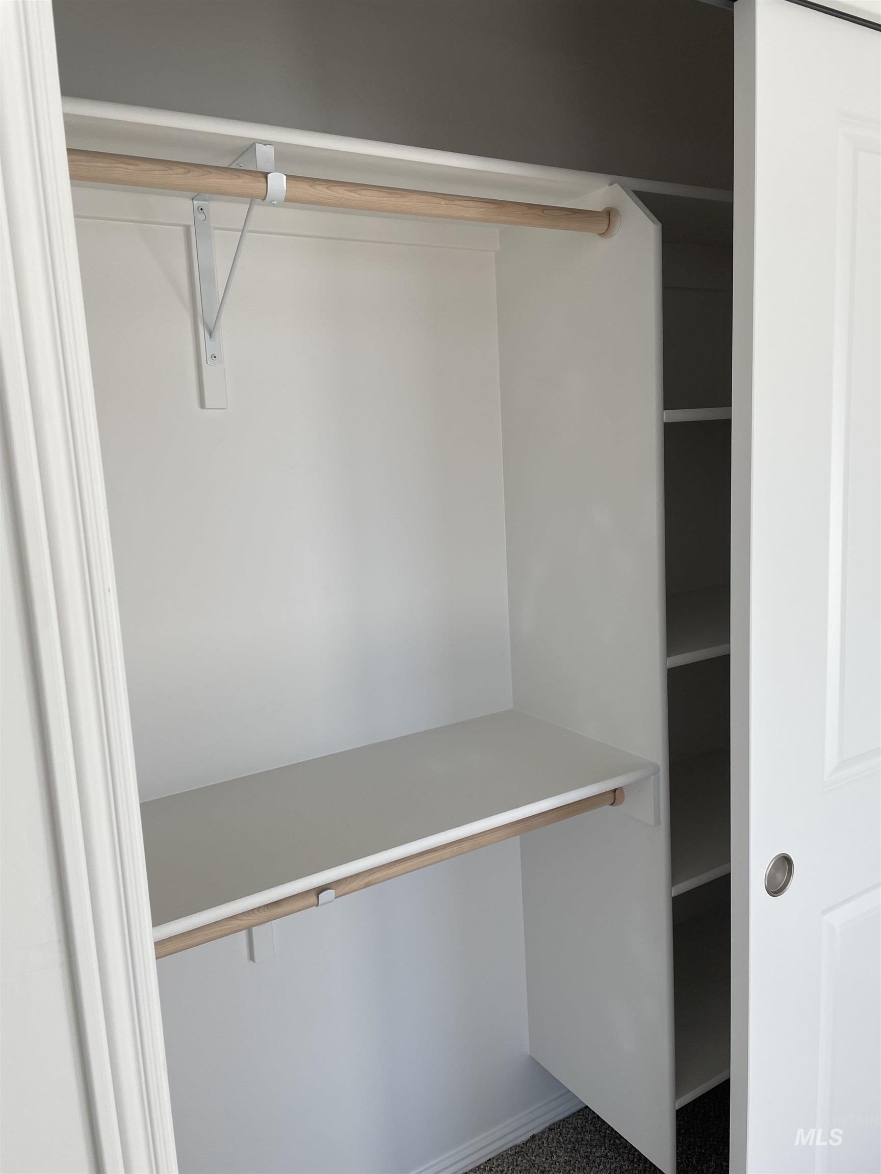 2039 Lowline Ave, Twin Falls, Idaho 83301, 3 Bedrooms, 2 Bathrooms, Residential For Sale, Price $344,900, 98966246