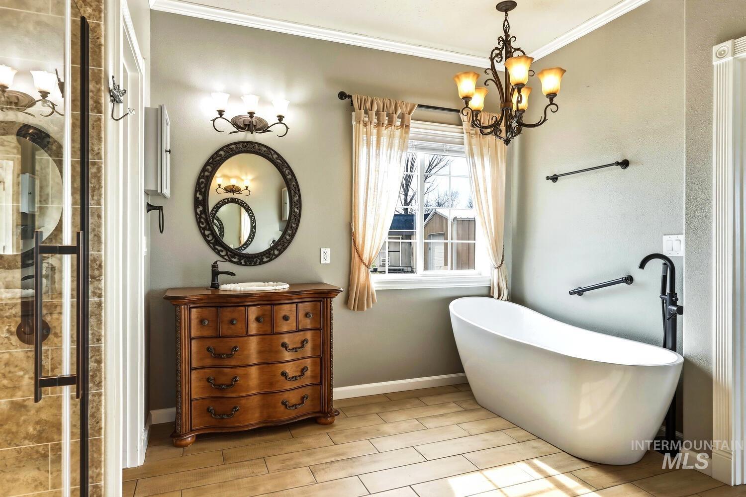 2405 Star Ln, Emmett, Idaho 83617, 3 Bedrooms, 2 Bathrooms, Residential For Sale, Price $999,950, 98966269