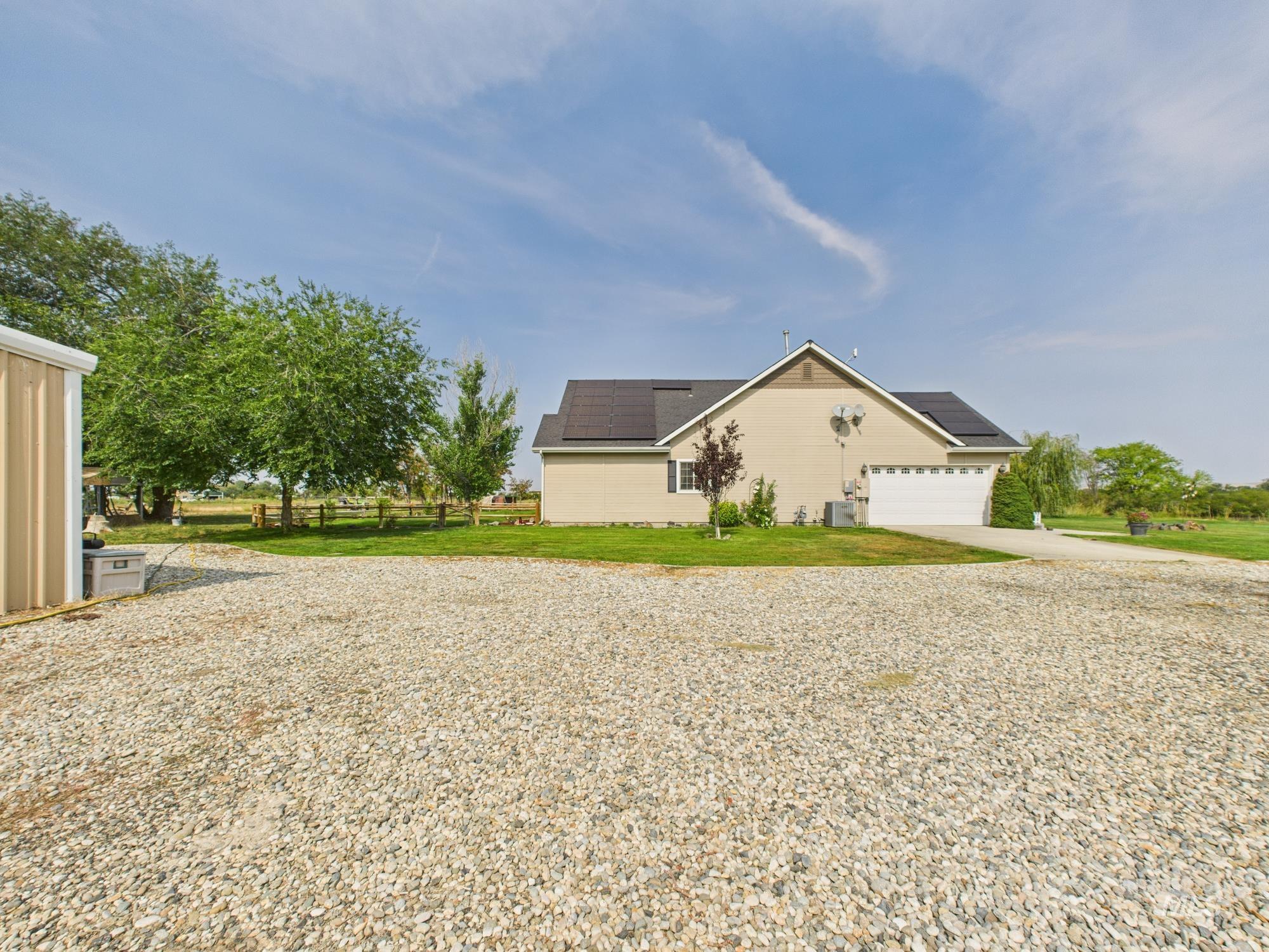 2405 Star Ln, Emmett, Idaho 83617, 3 Bedrooms, 2 Bathrooms, Residential For Sale, Price $1,098,000,MLS 98966269