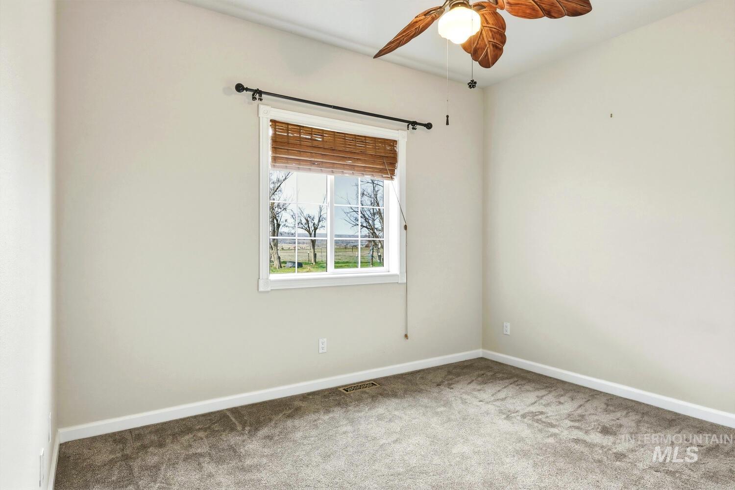 2405 Star Ln, Emmett, Idaho 83617, 3 Bedrooms, 2 Bathrooms, Residential For Sale, Price $999,950, 98966269