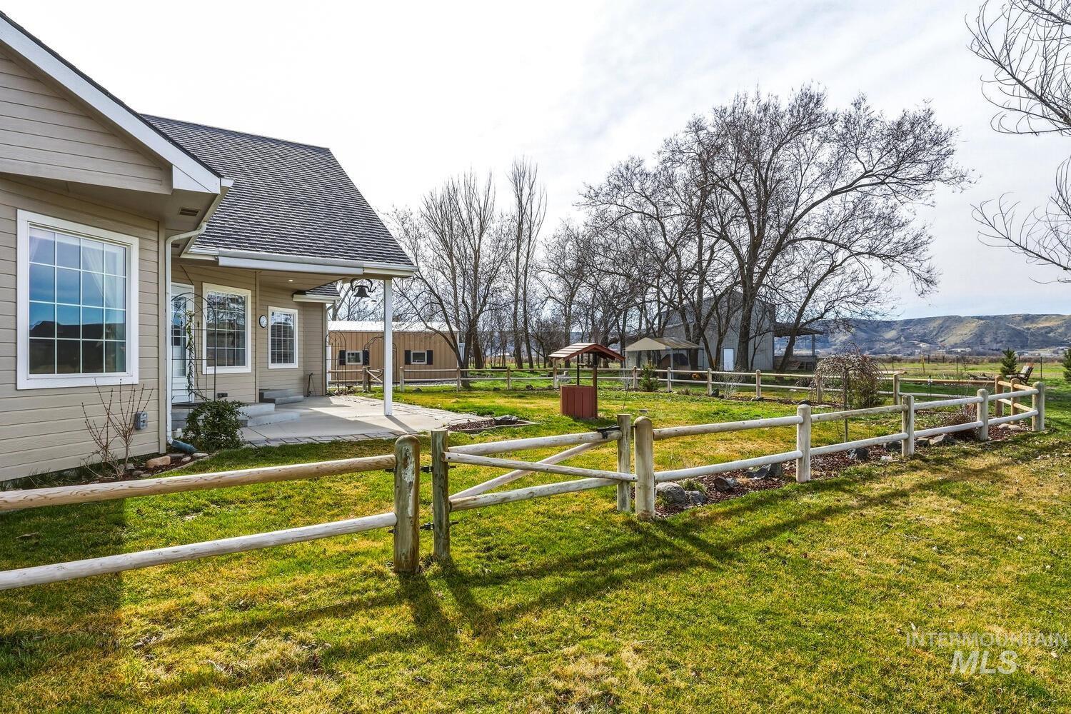 2405 Star Ln, Emmett, Idaho 83617, 3 Bedrooms, 2 Bathrooms, Residential For Sale, Price $999,950, 98966269