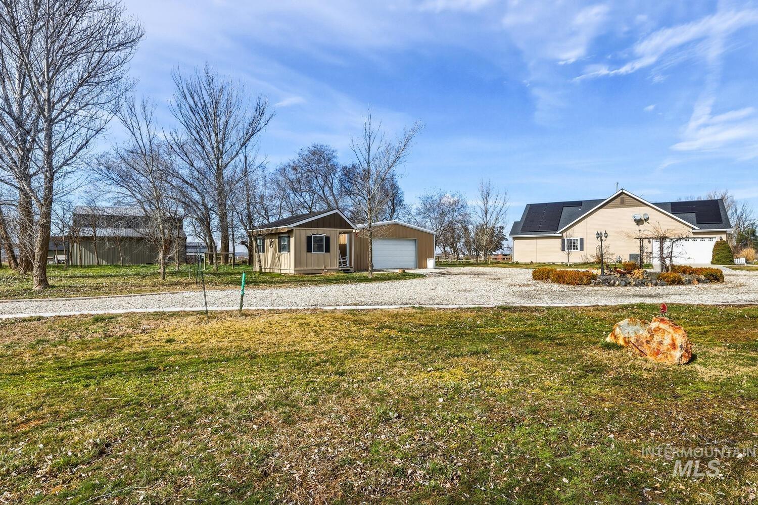 2405 Star Ln, Emmett, Idaho 83617, 3 Bedrooms, 2 Bathrooms, Residential For Sale, Price $999,950, 98966269