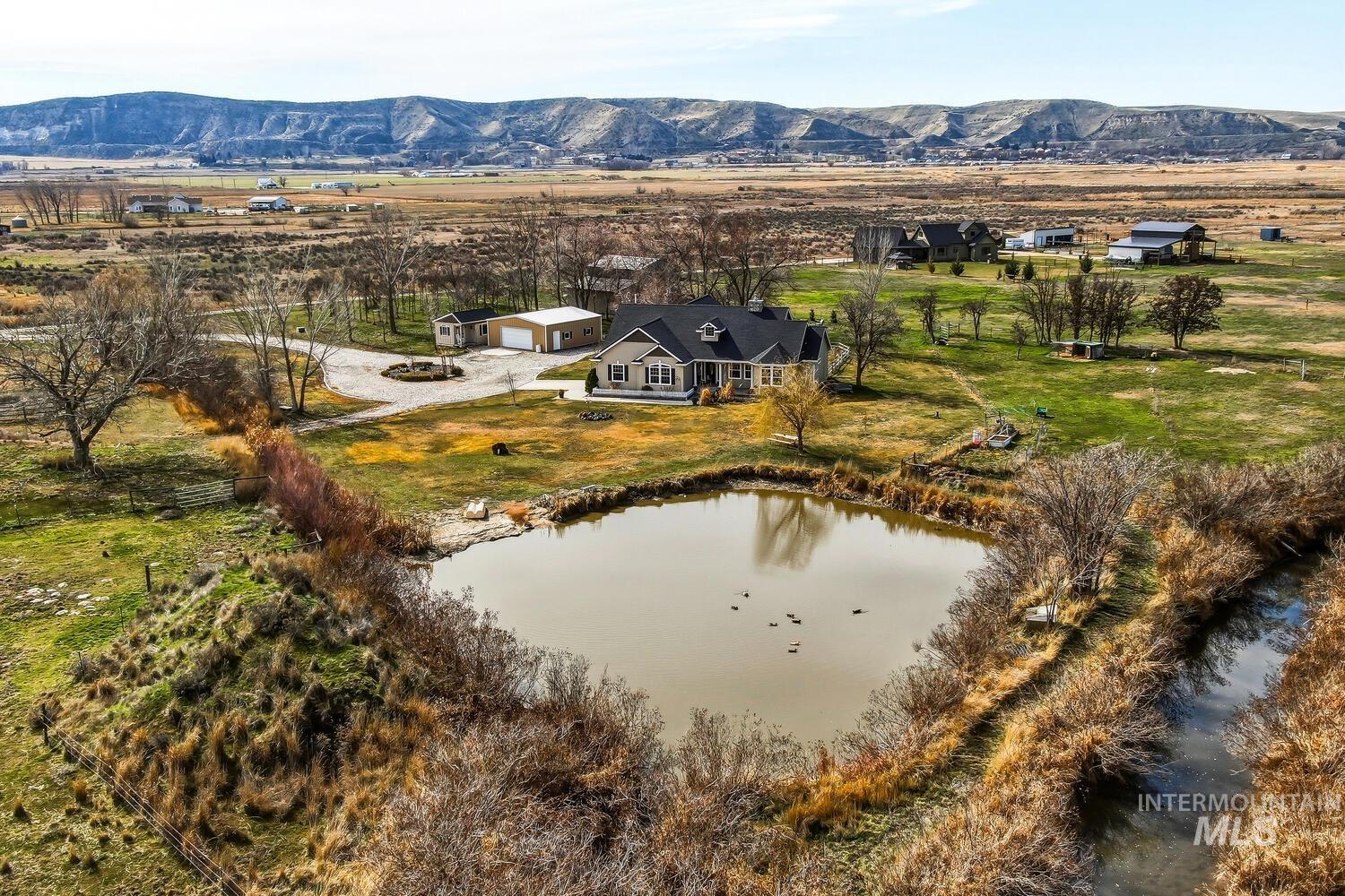 2405 Star Ln, Emmett, Idaho 83617, 3 Bedrooms, 2 Bathrooms, Residential For Sale, Price $999,950, 98966269