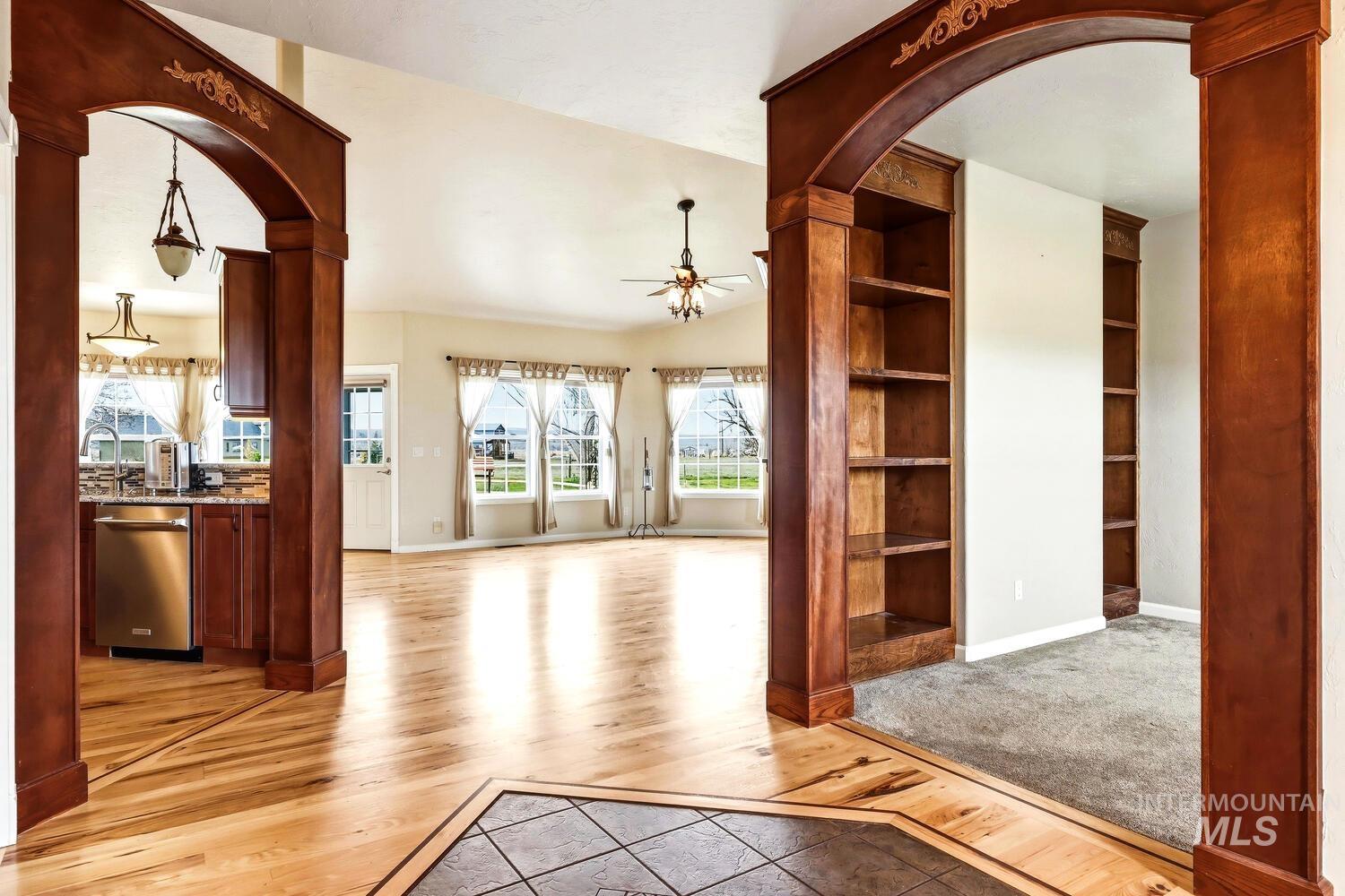 2405 Star Ln, Emmett, Idaho 83617, 3 Bedrooms, 2 Bathrooms, Residential For Sale, Price $999,950, 98966269