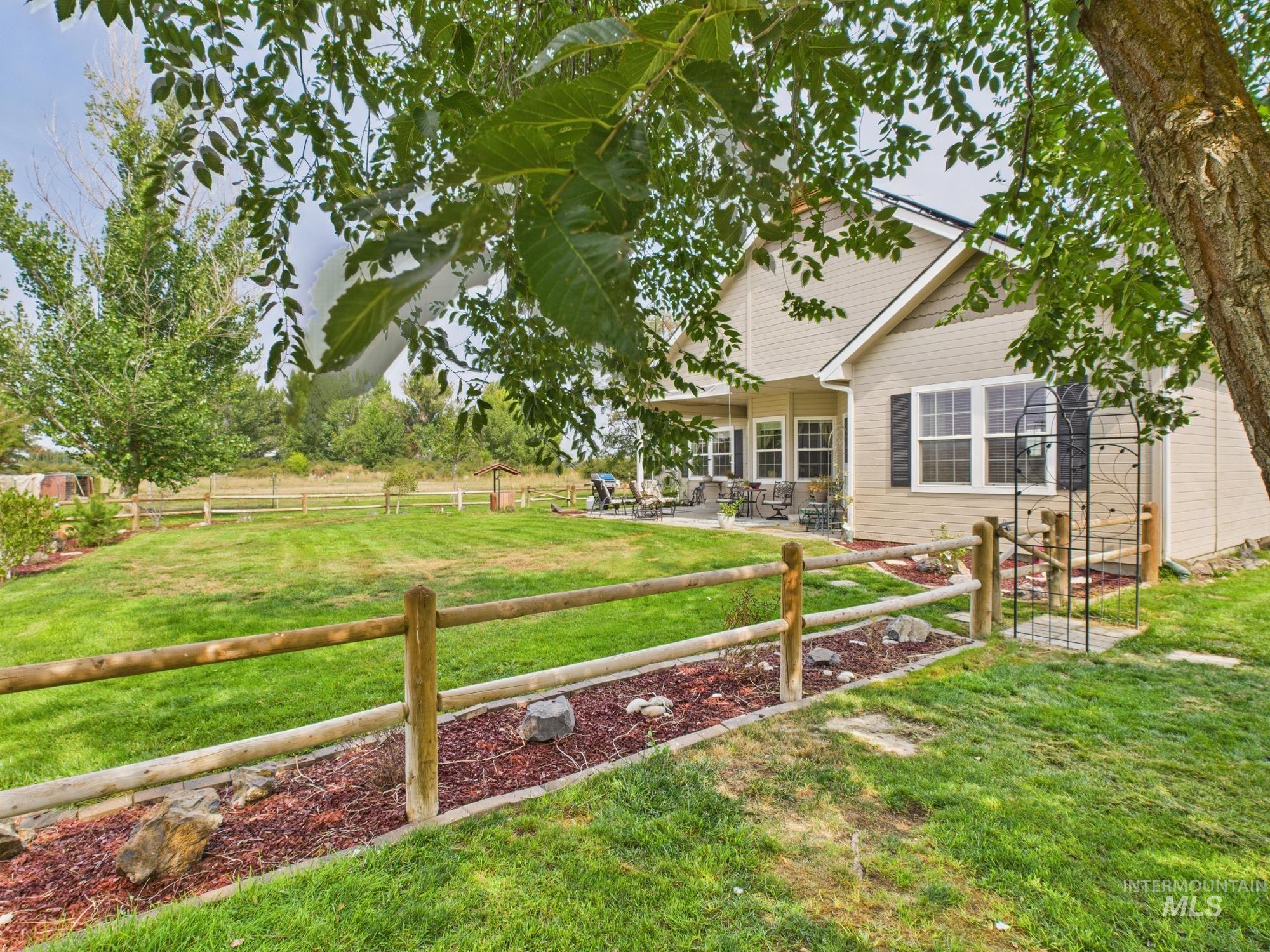 2405 Star Ln, Emmett, Idaho 83617, 3 Bedrooms, 2 Bathrooms, Residential For Sale, Price $1,098,000,MLS 98966269
