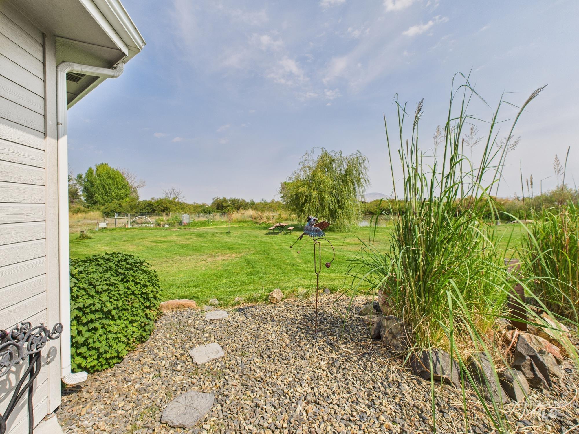 2405 Star Ln, Emmett, Idaho 83617, 3 Bedrooms, 2 Bathrooms, Residential For Sale, Price $1,098,000,MLS 98966269