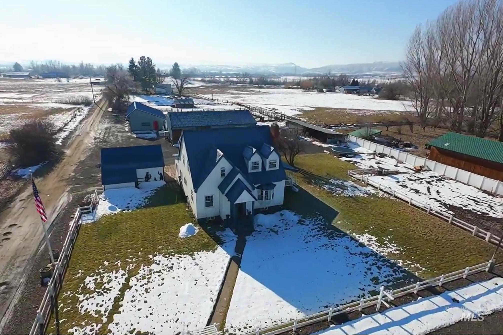 495 E Bridge St, Midvale, Idaho 83645, 4 Bedrooms, 2 Bathrooms, Residential For Sale, Price $585,000,MLS 98966270