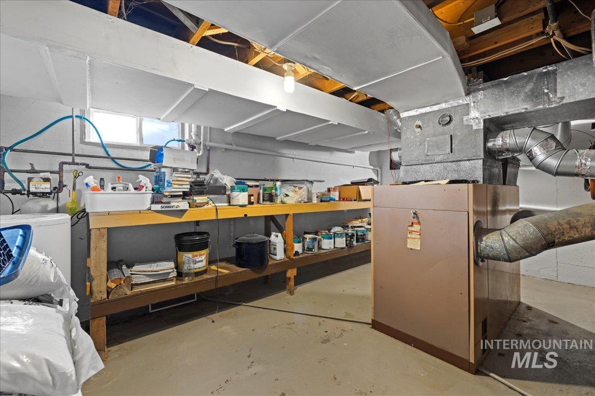 495 E Bridge St, Midvale, Idaho 83645, 4 Bedrooms, 2 Bathrooms, Residential For Sale, Price $585,000,MLS 98966270