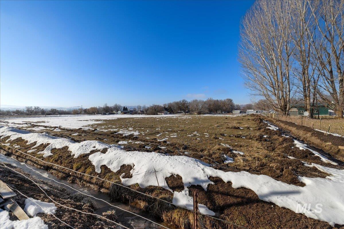 495 E Bridge St, Midvale, Idaho 83645, 4 Bedrooms, 2 Bathrooms, Residential For Sale, Price $585,000,MLS 98966270