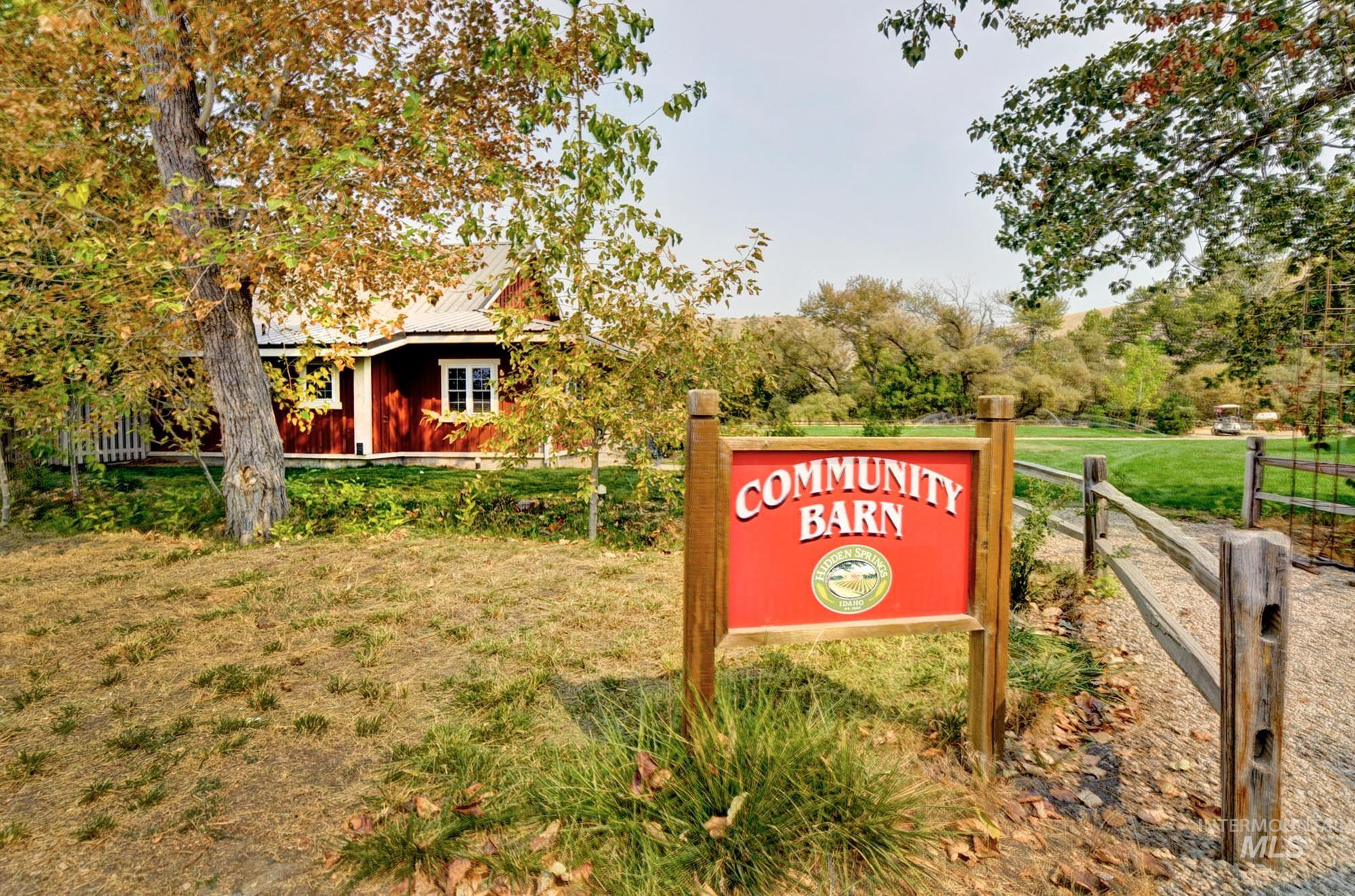 12738 N 11th Avenue, Boise, Idaho 83714, 3 Bedrooms, 2.5 Bathrooms, Residential For Sale, Price $599,900,MLS 98966271