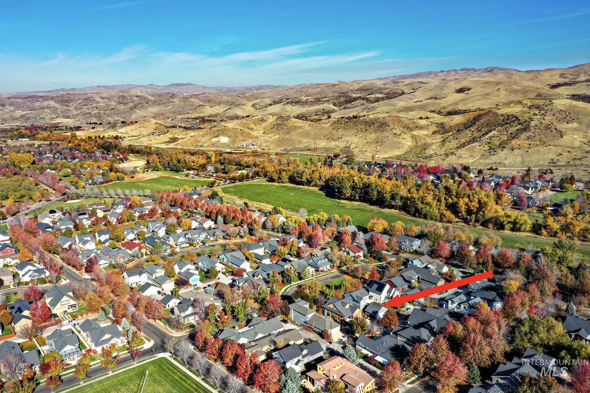 12738 N 11th Avenue, Boise, Idaho 83714, 3 Bedrooms, 2.5 Bathrooms, Residential For Sale, Price $599,900,MLS 98966271