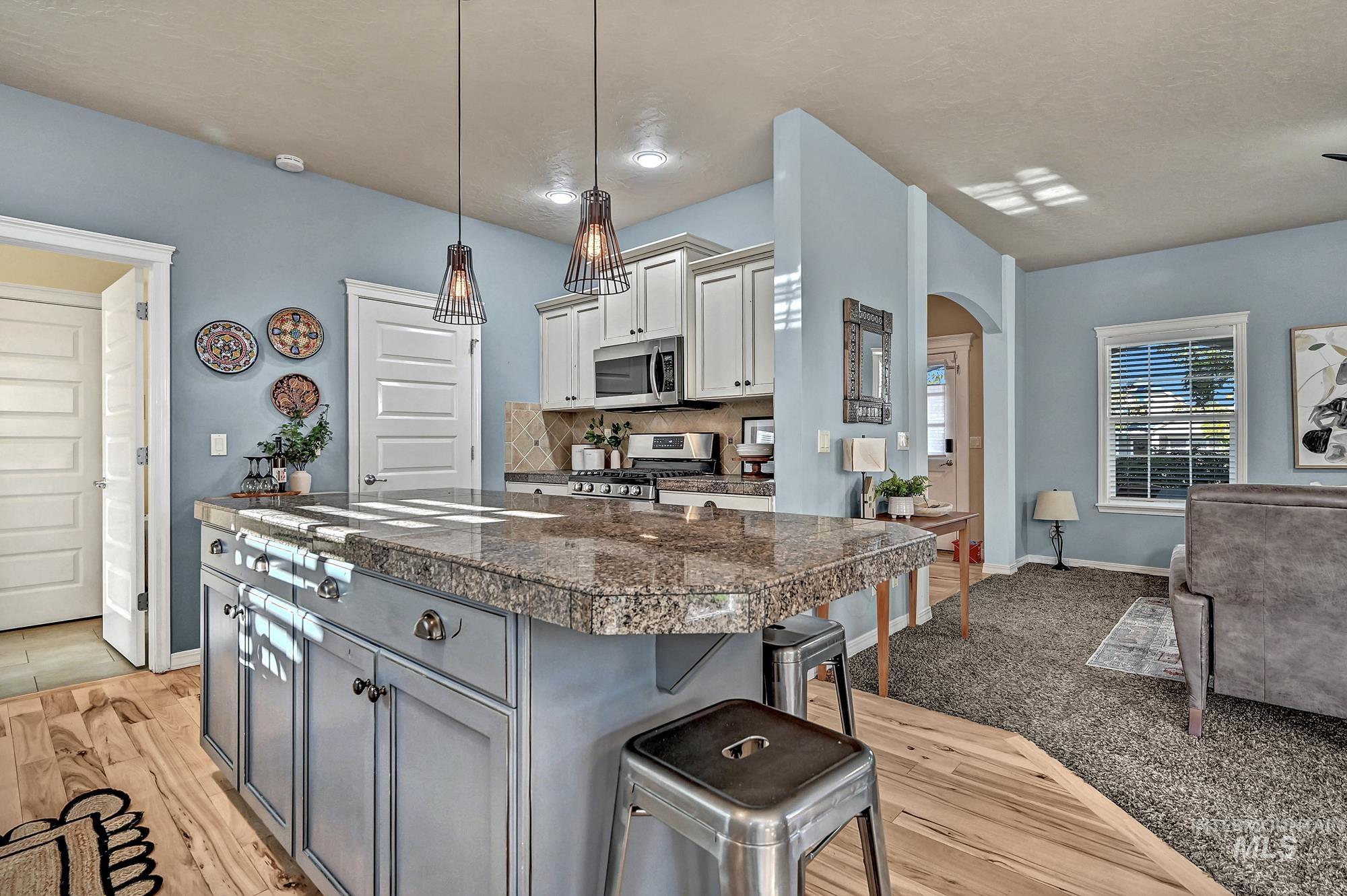 12738 N 11th Avenue, Boise, Idaho 83714, 3 Bedrooms, 2.5 Bathrooms, Residential For Sale, Price $599,900,MLS 98966271