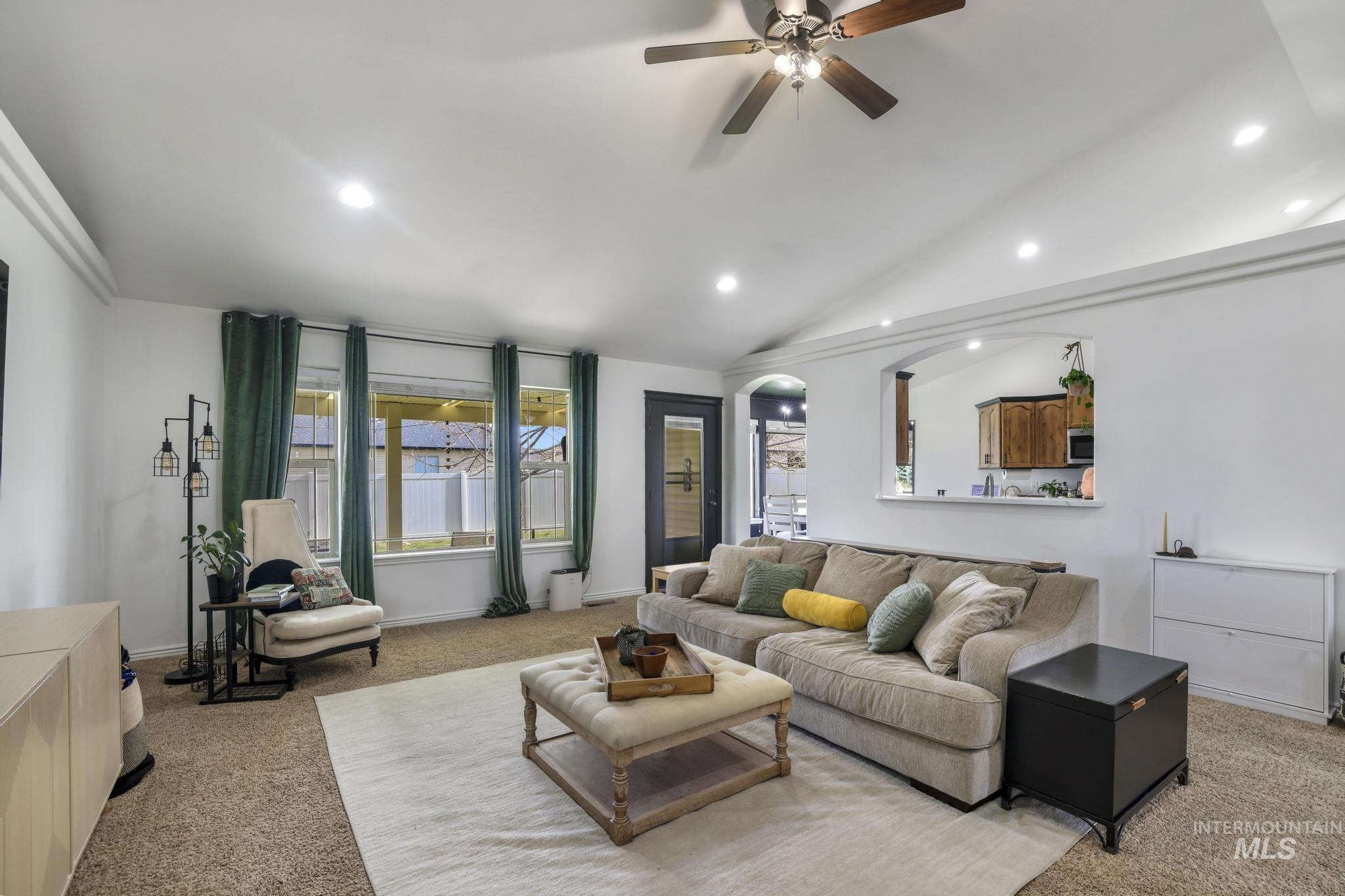 341 Camas Meadows Way, Kimberly, Idaho 83341, 3 Bedrooms, 2 Bathrooms, Residential For Sale, Price $390,000,MLS 98966295