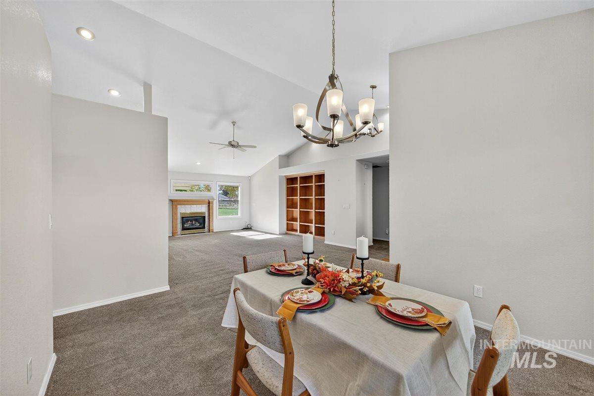 1623 Thorn Creek Ct, Nampa, Idaho 83686, 4 Bedrooms, 2 Bathrooms, Residential For Sale, Price $425,000,MLS 98966298