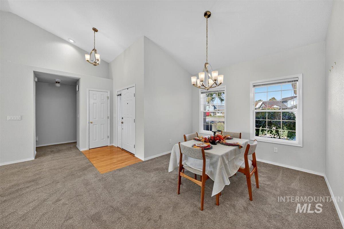 1623 Thorn Creek Ct, Nampa, Idaho 83686, 4 Bedrooms, 2 Bathrooms, Residential For Sale, Price $425,000,MLS 98966298