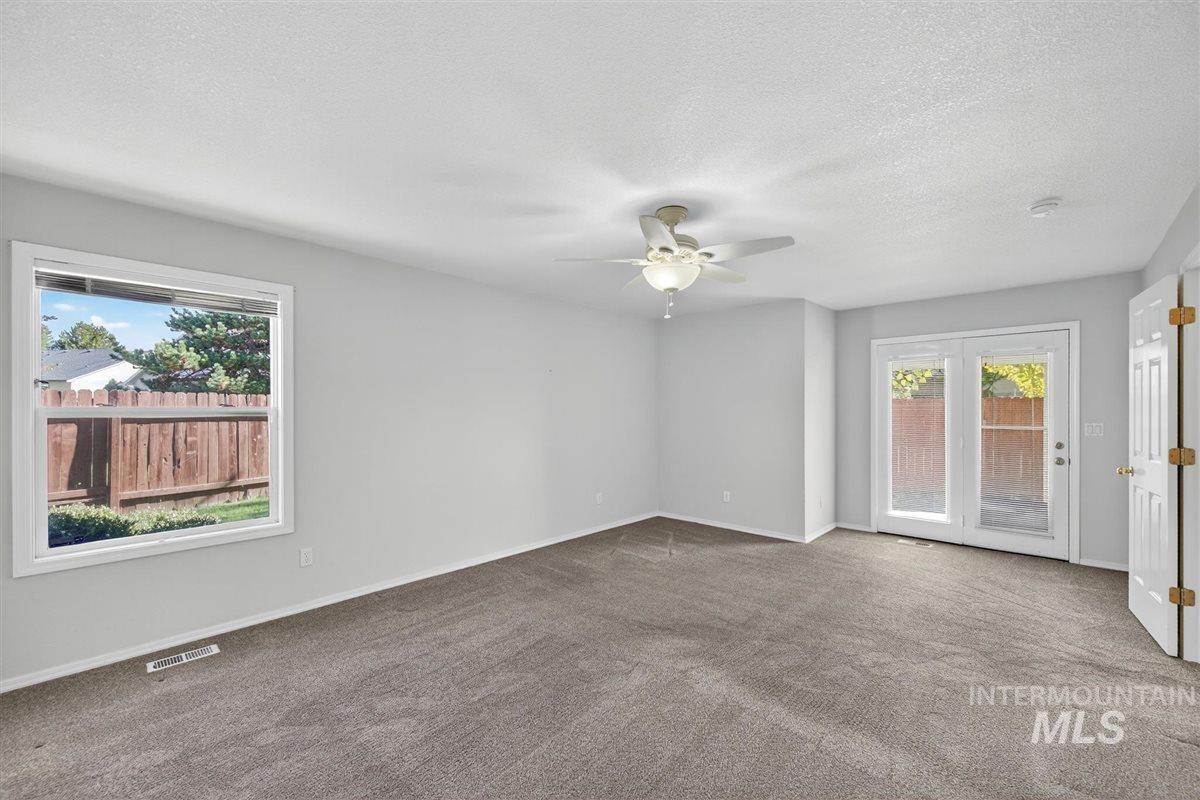 1623 Thorn Creek Ct, Nampa, Idaho 83686, 4 Bedrooms, 2 Bathrooms, Residential For Sale, Price $425,000,MLS 98966298