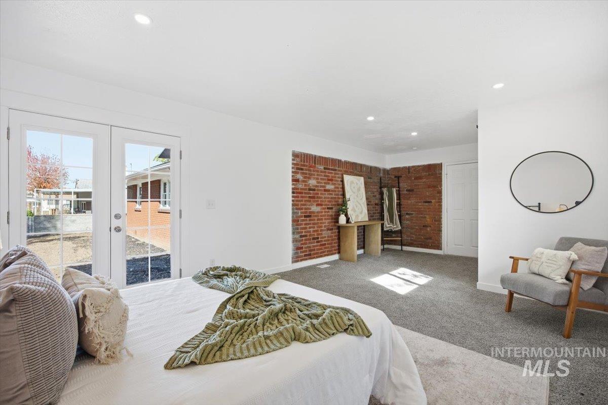 1407 S Roosevelt, Boise, Idaho 83705, 4 Bedrooms, 2 Bathrooms, Residential For Sale, Price $547,500,MLS 98966310