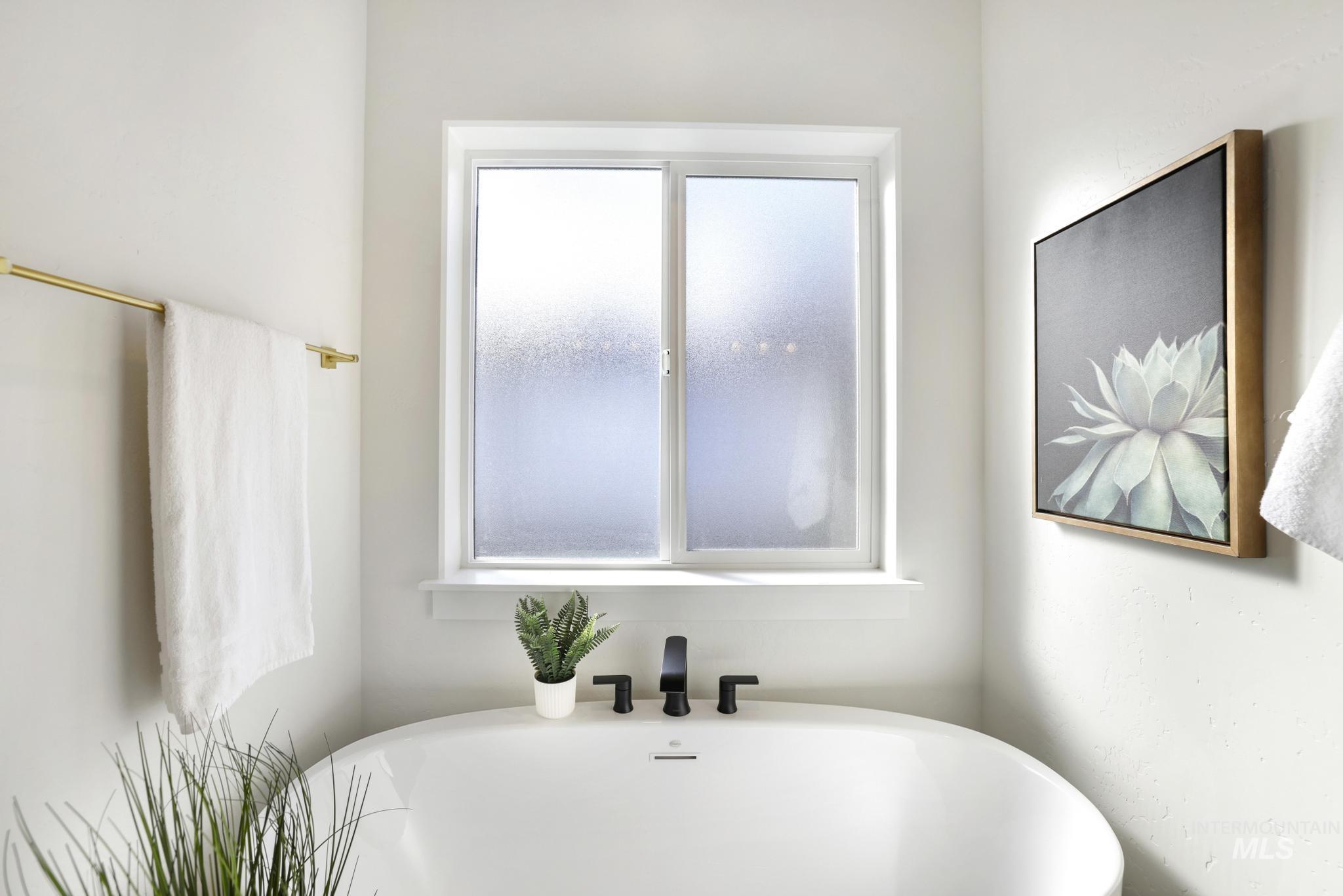 601 Glen Eagle, Jerome, Idaho 83338, 3 Bedrooms, 2 Bathrooms, Residential For Sale, Price $430,000, 98966324