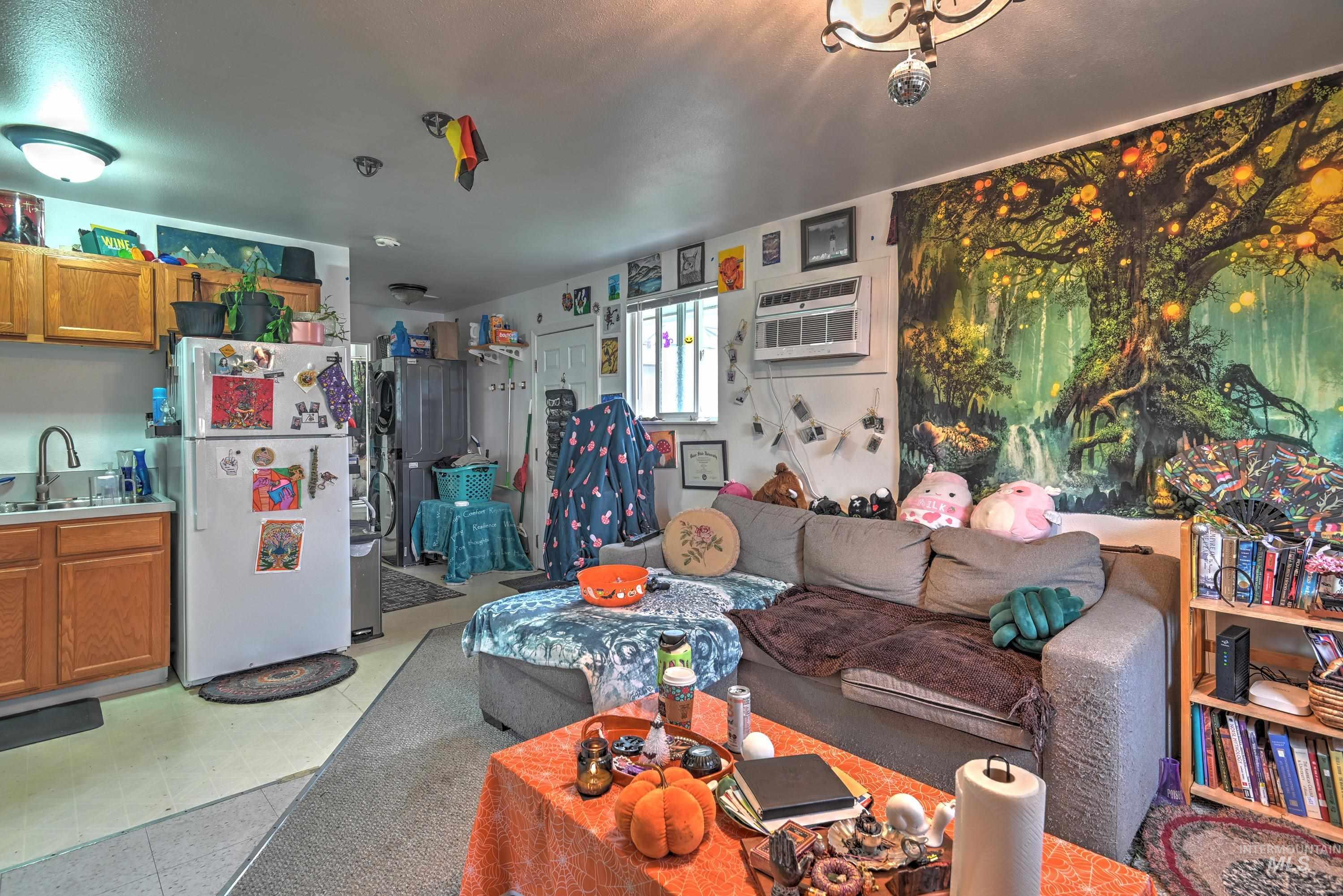 1512 S Euclid Ave, Boise, Idaho 83706, 1 Bedroom, 1 Bathroom, Residential Income For Sale, Price $439,900, 98966326