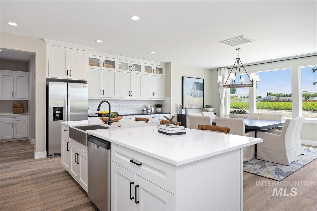 306 Maxine Lane West, Kimberly, Idaho 83341, 4 Bedrooms, 3 Bathrooms, Residential For Sale, Price $681,800,MLS 98966327