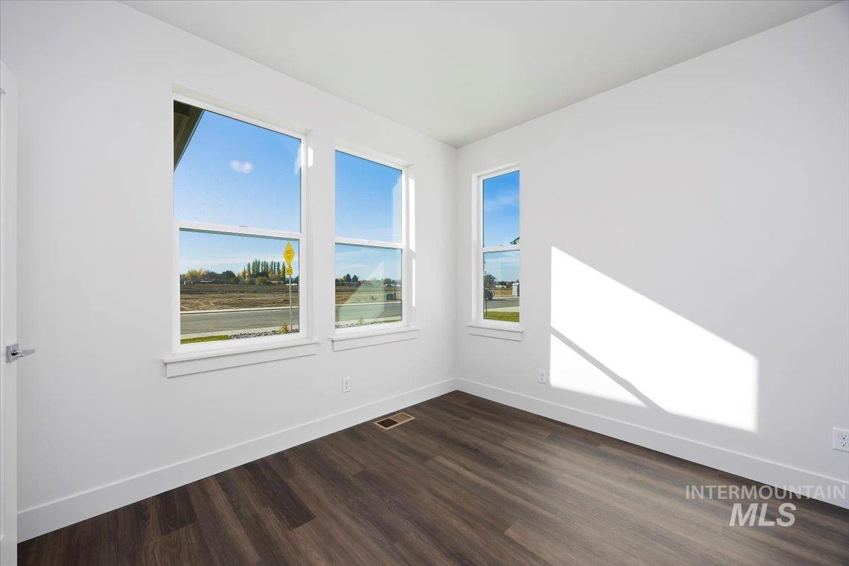 306 Maxine Lane West, Kimberly, Idaho 83341, 4 Bedrooms, 3 Bathrooms, Residential For Sale, Price $681,800,MLS 98966327