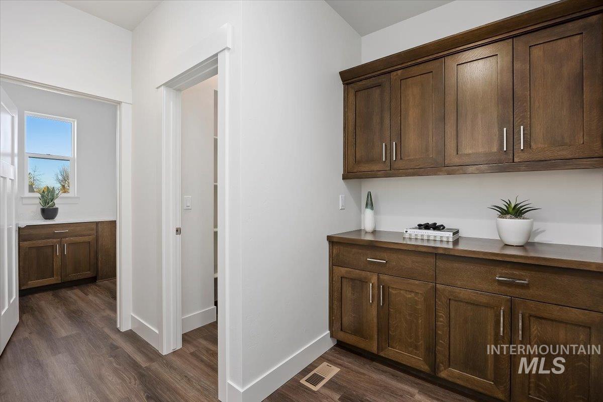 306 Maxine Lane West, Kimberly, Idaho 83341, 4 Bedrooms, 3 Bathrooms, Residential For Sale, Price $681,800,MLS 98966327