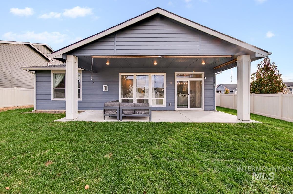 3473 N Sirocco Avenue, Meridian, Idaho 83646, 4 Bedrooms, 2.5 Bathrooms, Residential For Sale, Price $629,900,MLS 98966331