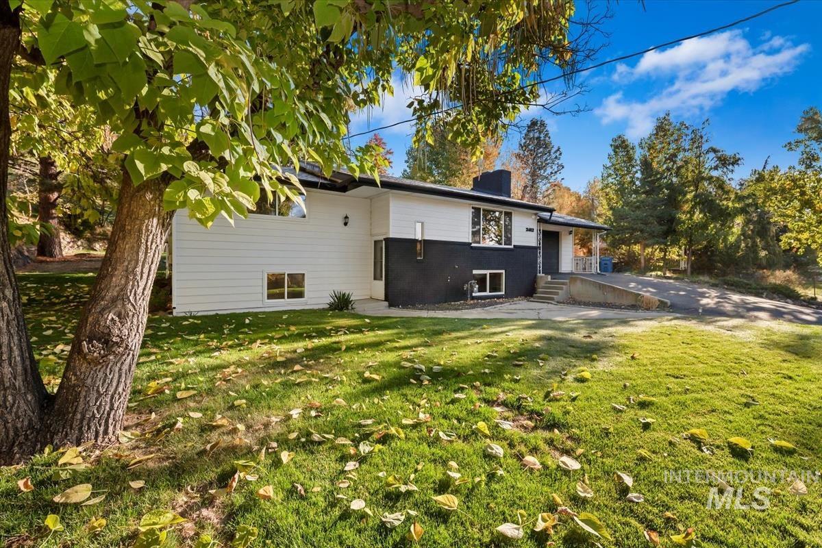 2412 W Hill Rd, Boise, Idaho 83702, 4 Bedrooms, 2 Bathrooms, Residential For Sale, Price $609,900,MLS 98966350