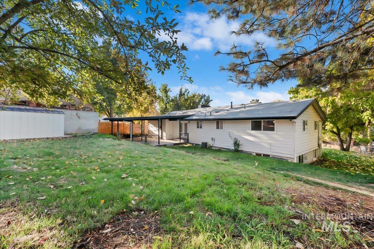 2412 W Hill Rd, Boise, Idaho 83702, 4 Bedrooms, 2 Bathrooms, Residential For Sale, Price $609,900,MLS 98966350