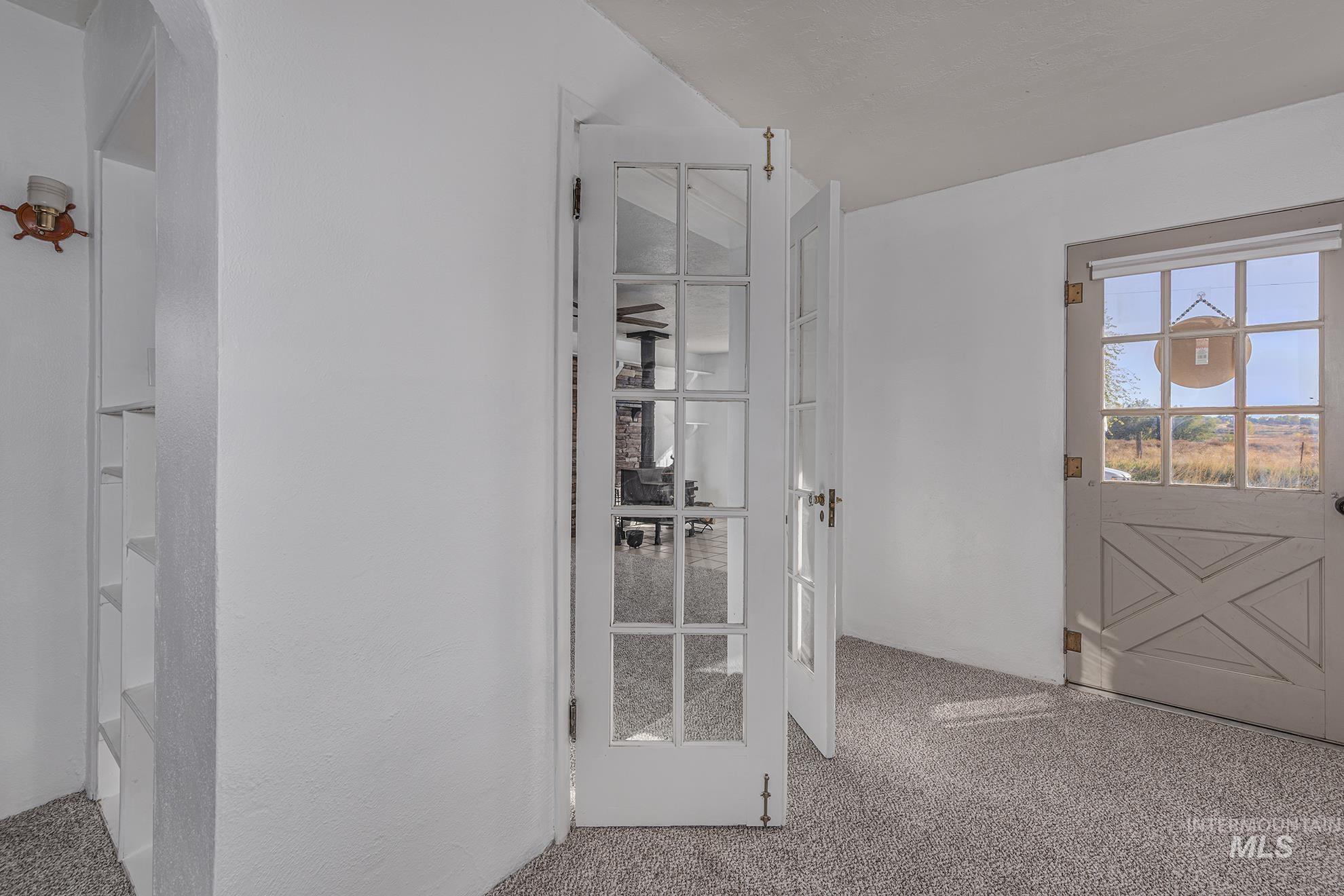 28552 Market Rd, Caldwell, Idaho 83607, 3 Bedrooms, 1.5 Bathrooms, Residential For Sale, Price $575,000,MLS 98966352