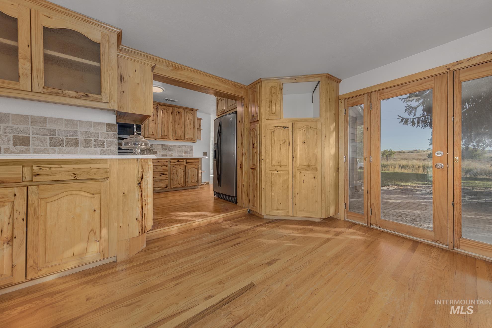 28552 Market Rd, Caldwell, Idaho 83607, 3 Bedrooms, 1.5 Bathrooms, Residential For Sale, Price $575,000,MLS 98966352