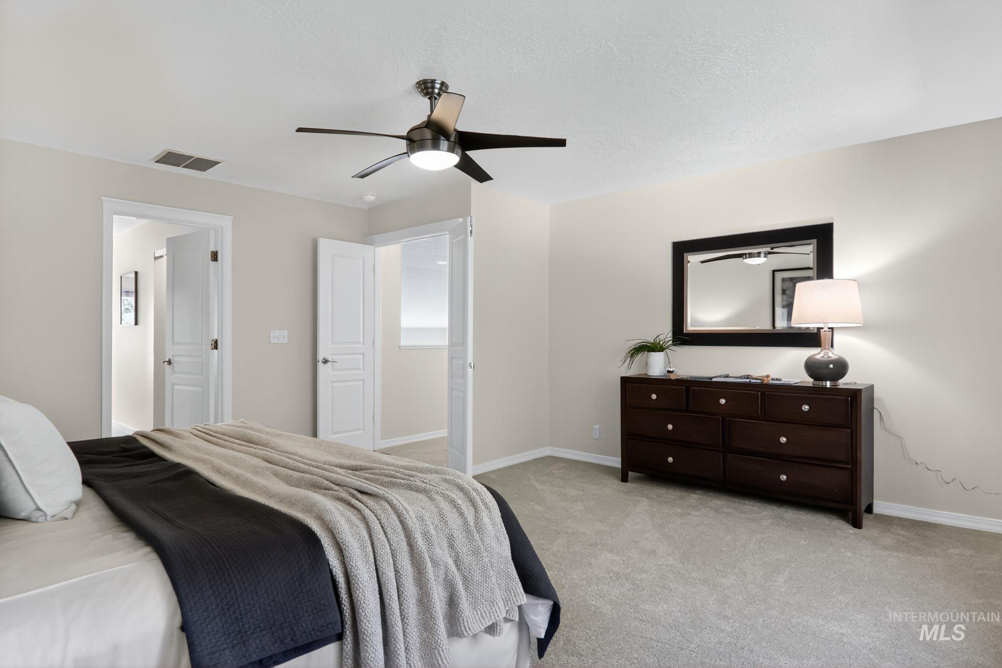 4003 N Breeze Creek Place, Meridian, Idaho 83646, 5 Bedrooms, 3 Bathrooms, Residential For Sale, Price $639,000,MLS 98966354