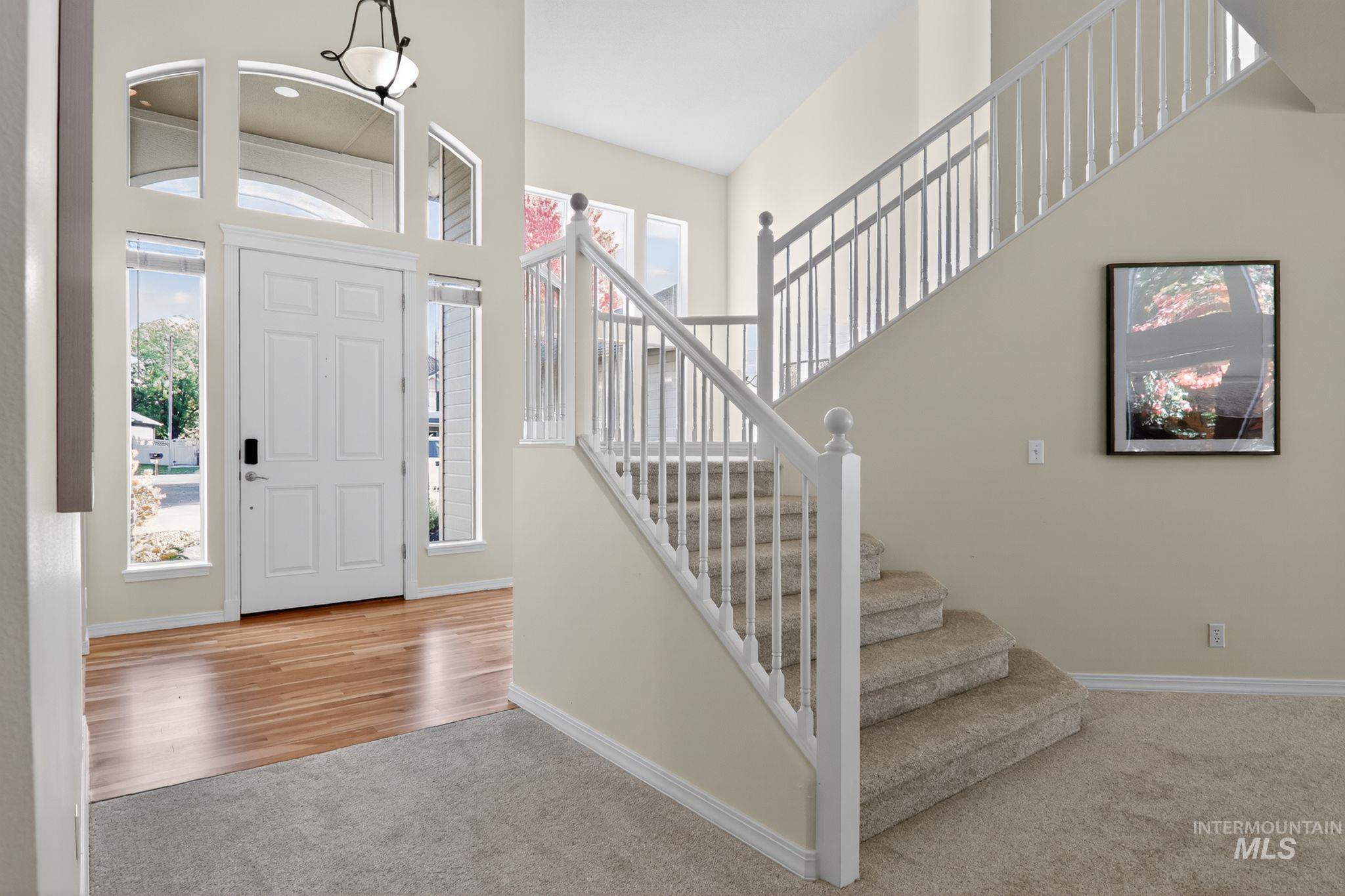 4003 N Breeze Creek Place, Meridian, Idaho 83646, 5 Bedrooms, 3 Bathrooms, Residential For Sale, Price $639,000,MLS 98966354