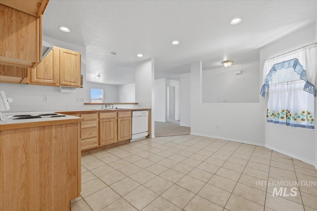 3511 Central Park St, Caldwell, Idaho 83606, 3 Bedrooms, 2 Bathrooms, Residential For Sale, Price $348,000, 98966356