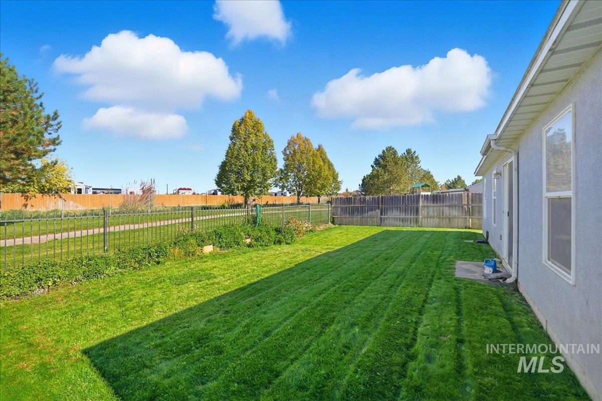 3511 Central Park St, Caldwell, Idaho 83606, 3 Bedrooms, 2 Bathrooms, Residential For Sale, Price $355,000, 98966356