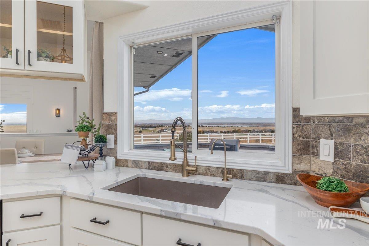 13228 Crescent Dr, Nampa, Idaho 83686, 5 Bedrooms, 3 Bathrooms, Residential For Sale, Price $1,000,000,MLS 98966358