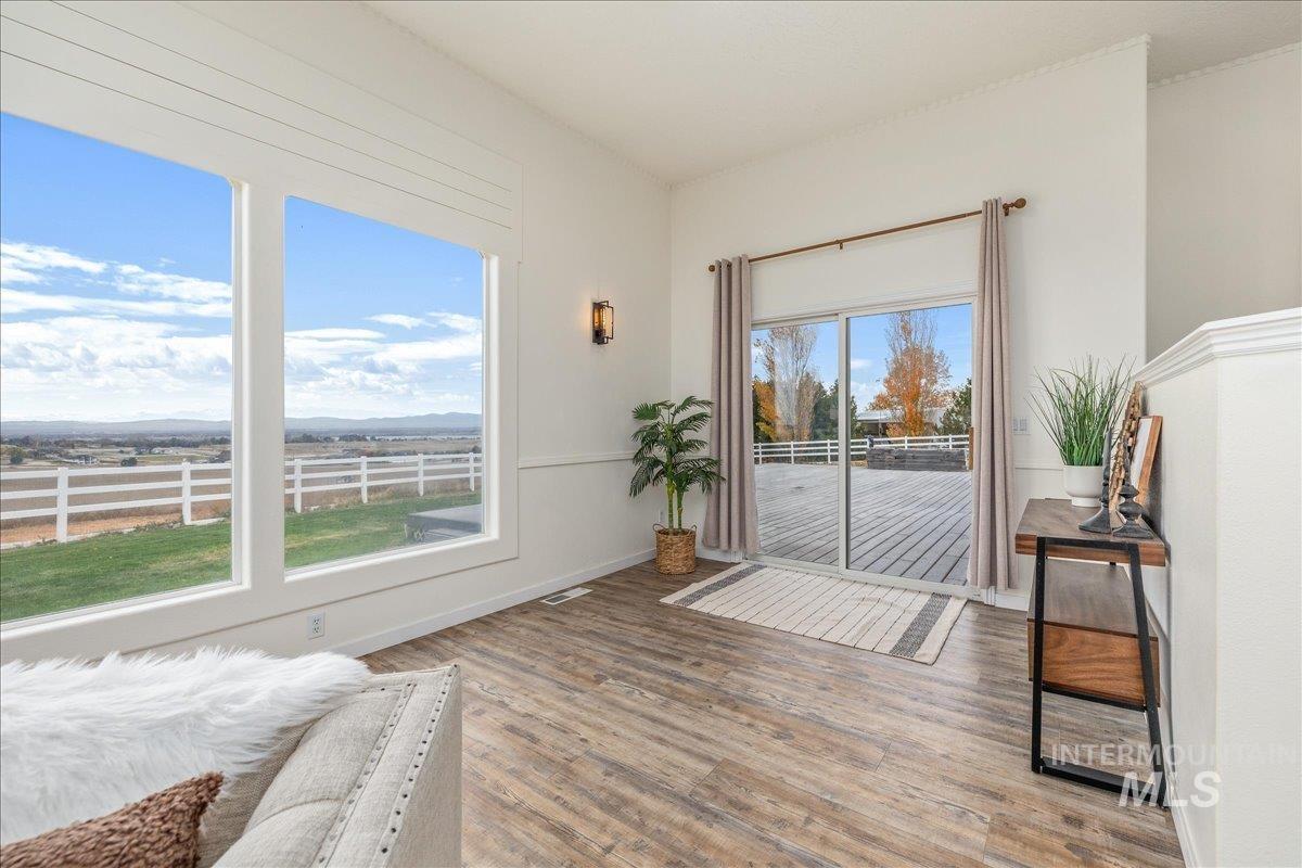 13228 Crescent Dr, Nampa, Idaho 83686, 5 Bedrooms, 3 Bathrooms, Residential For Sale, Price $1,000,000,MLS 98966358