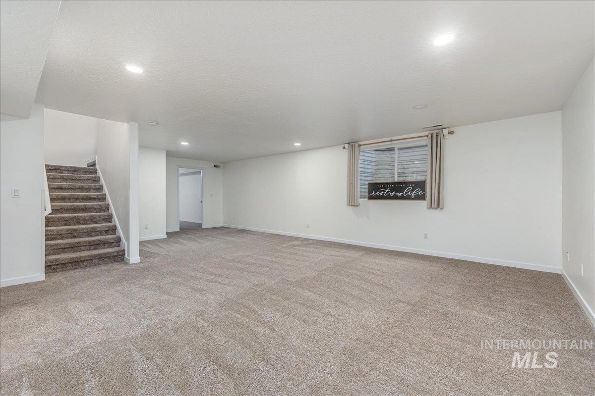 13228 Crescent Dr, Nampa, Idaho 83686, 5 Bedrooms, 3 Bathrooms, Residential For Sale, Price $1,000,000,MLS 98966358