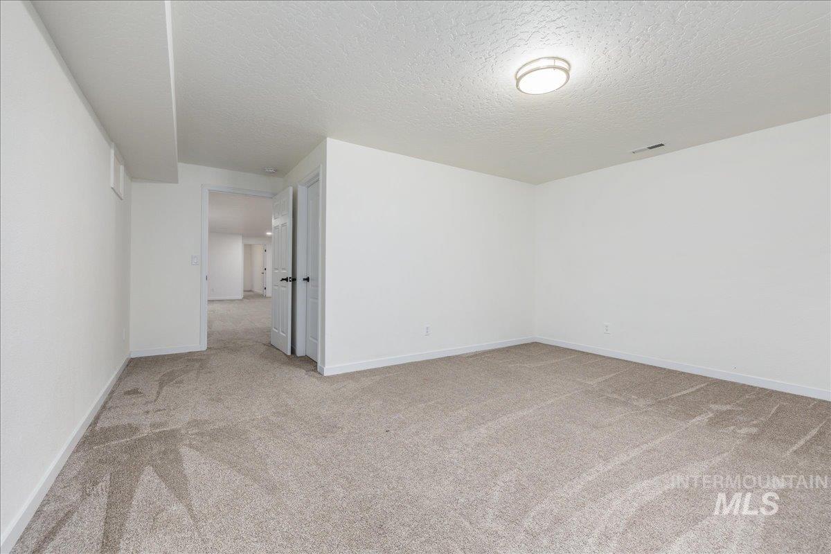 13228 Crescent Dr, Nampa, Idaho 83686, 5 Bedrooms, 3 Bathrooms, Residential For Sale, Price $1,000,000,MLS 98966358