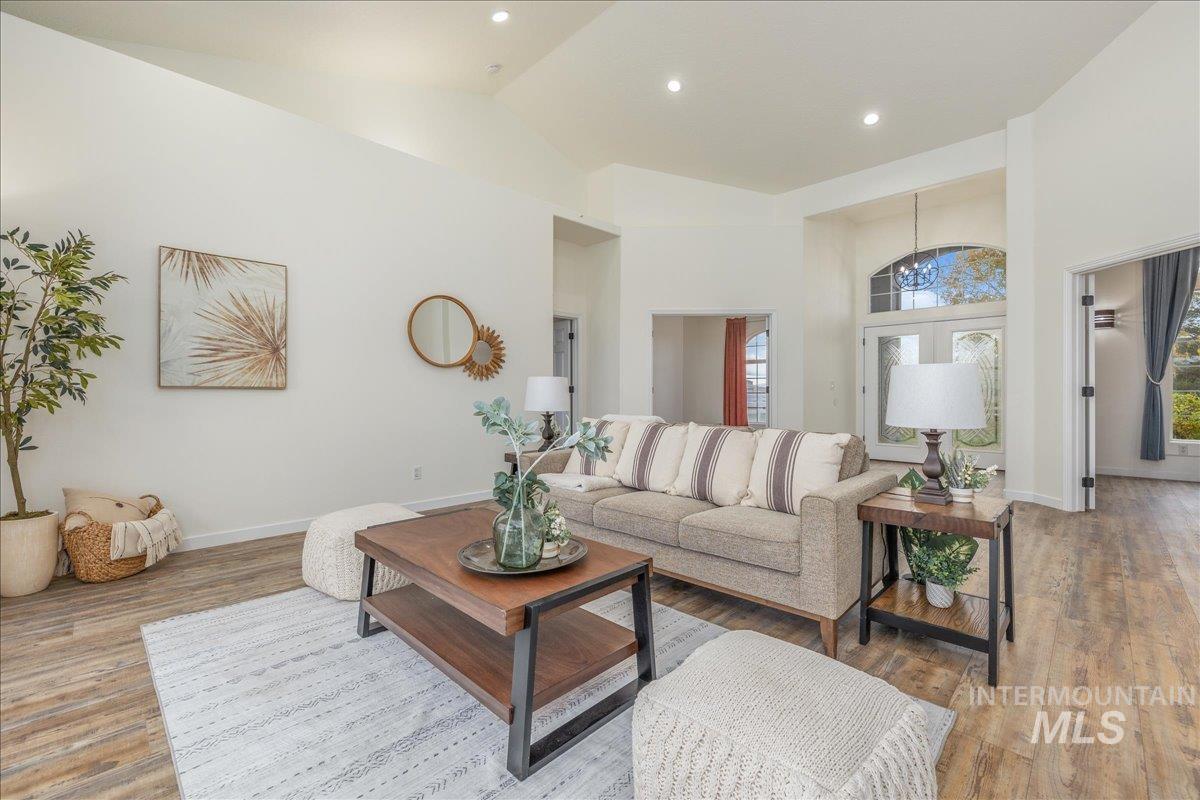 13228 Crescent Dr, Nampa, Idaho 83686, 5 Bedrooms, 3 Bathrooms, Residential For Sale, Price $1,000,000,MLS 98966358